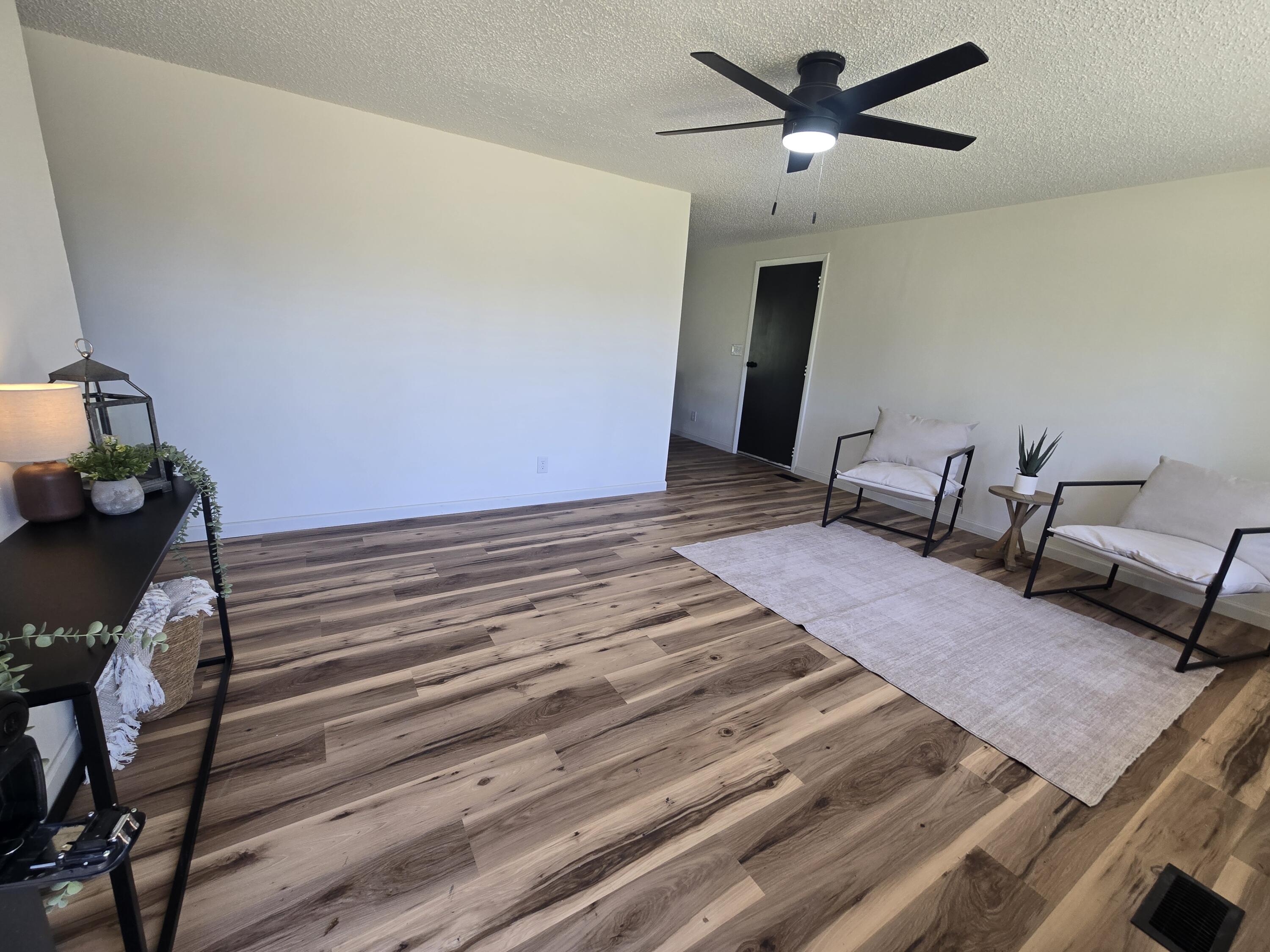 1404 Attleboro Avenue, Springfield, Ohio 45503