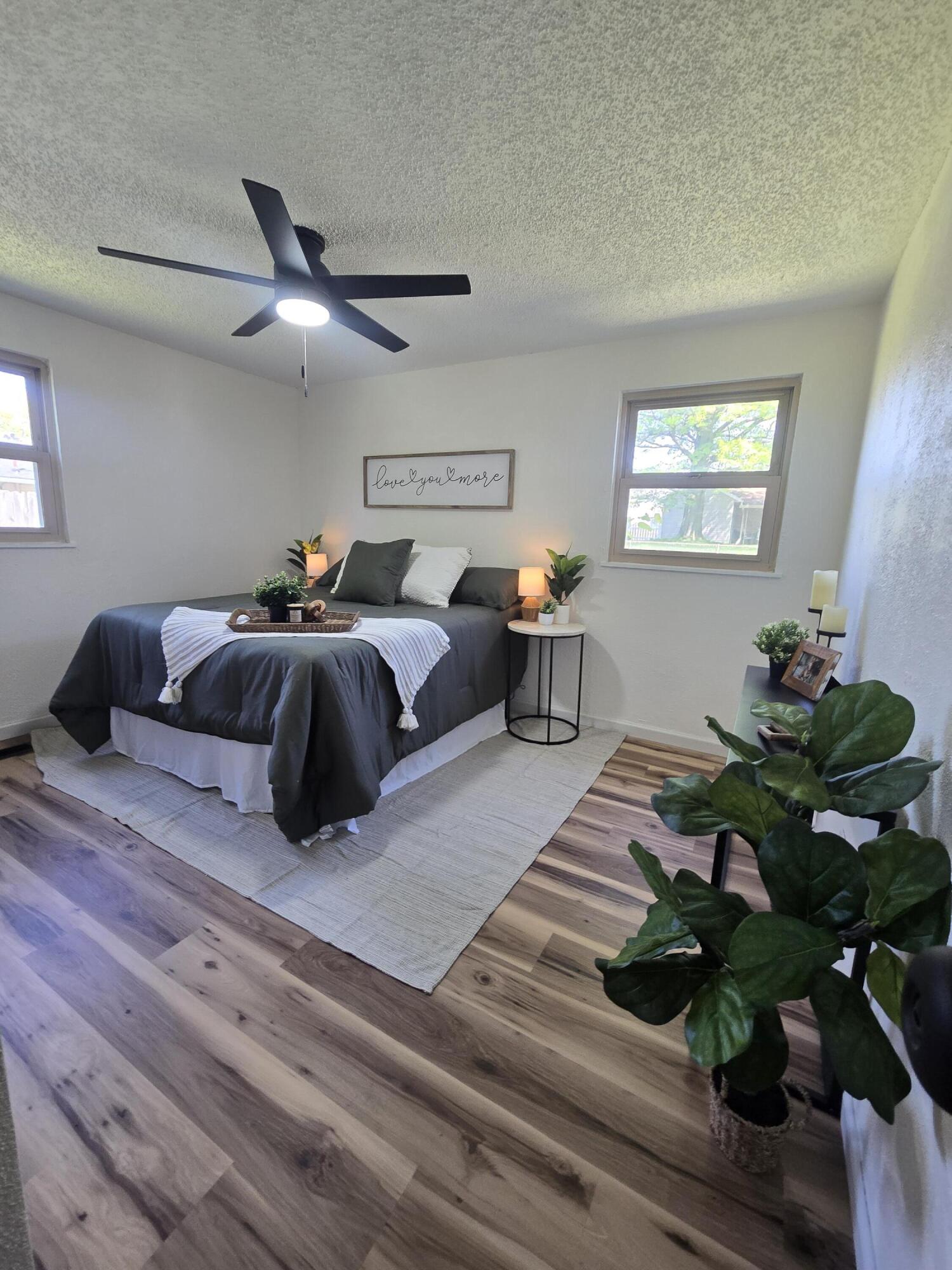 1404 Attleboro Avenue, Springfield, Ohio 45503