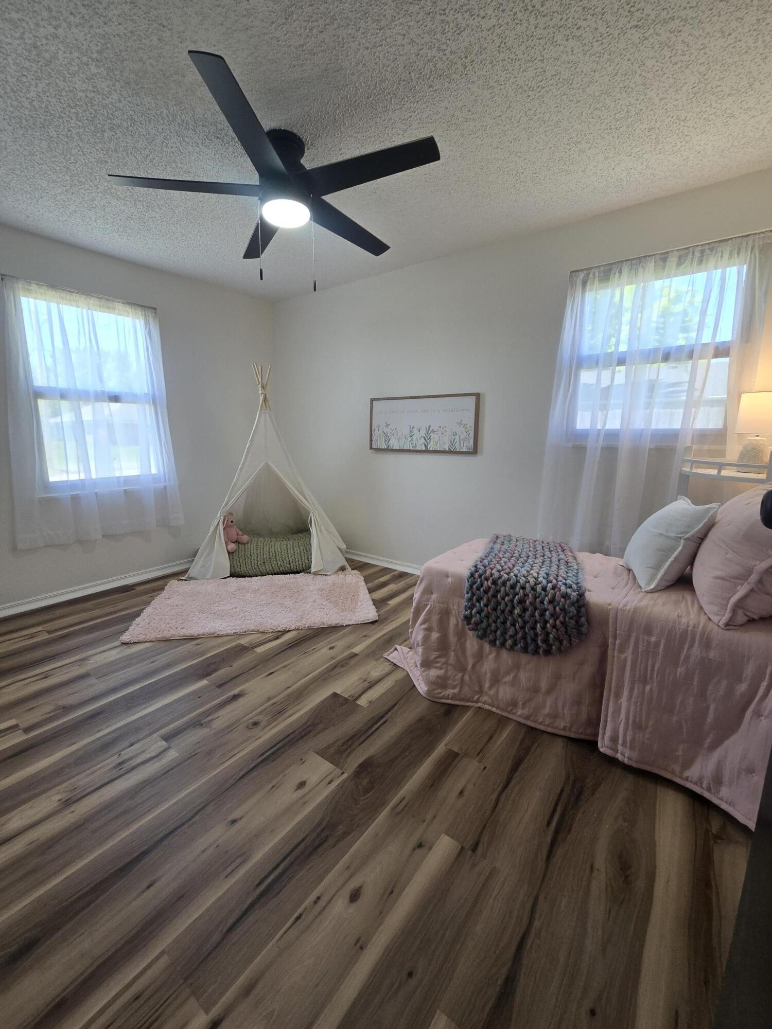 1404 Attleboro Avenue, Springfield, Ohio 45503