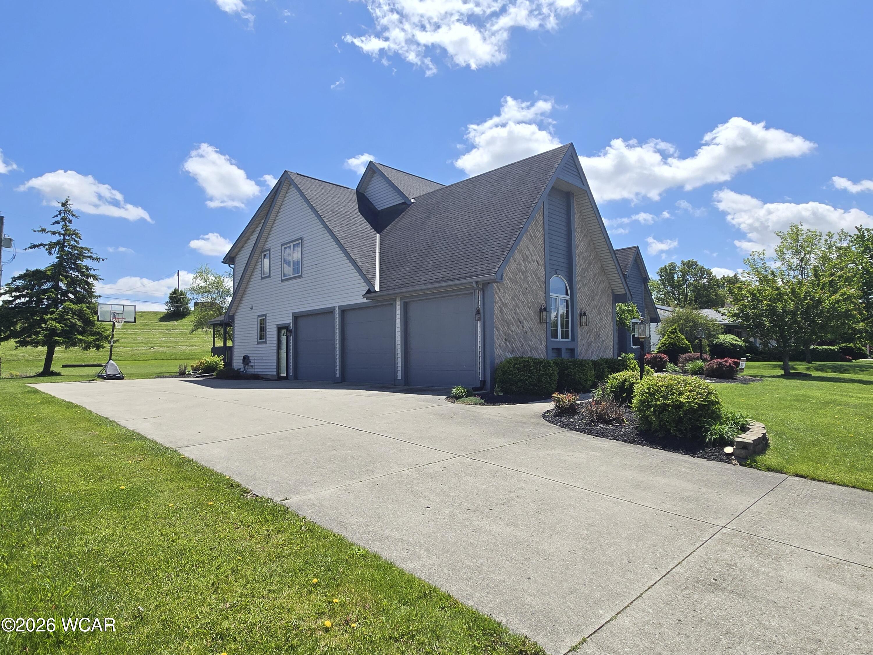 820 Yorkshire Drive, Lima, Ohio