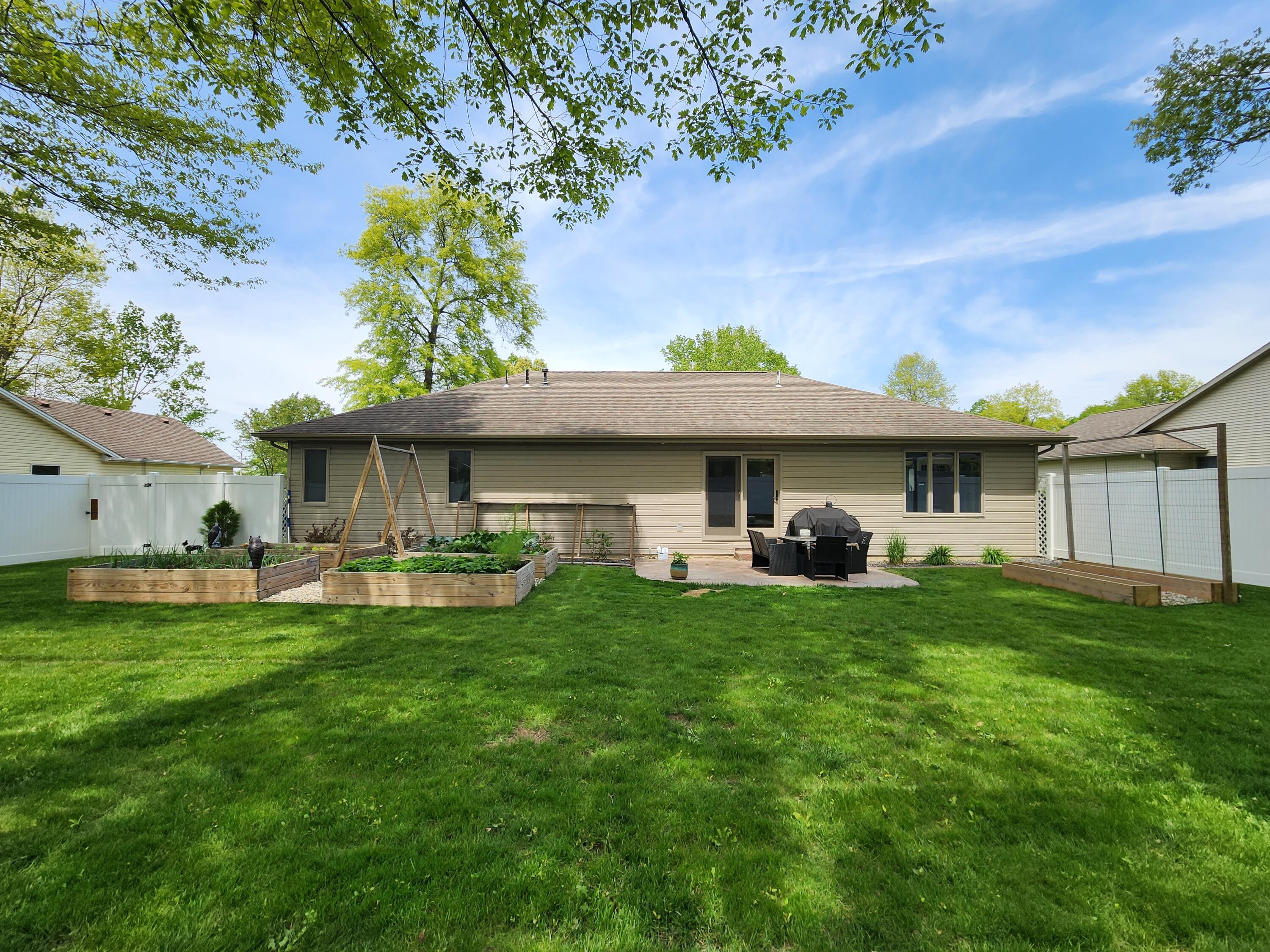 1918 Meadowview Drive, Celina, Ohio 45822