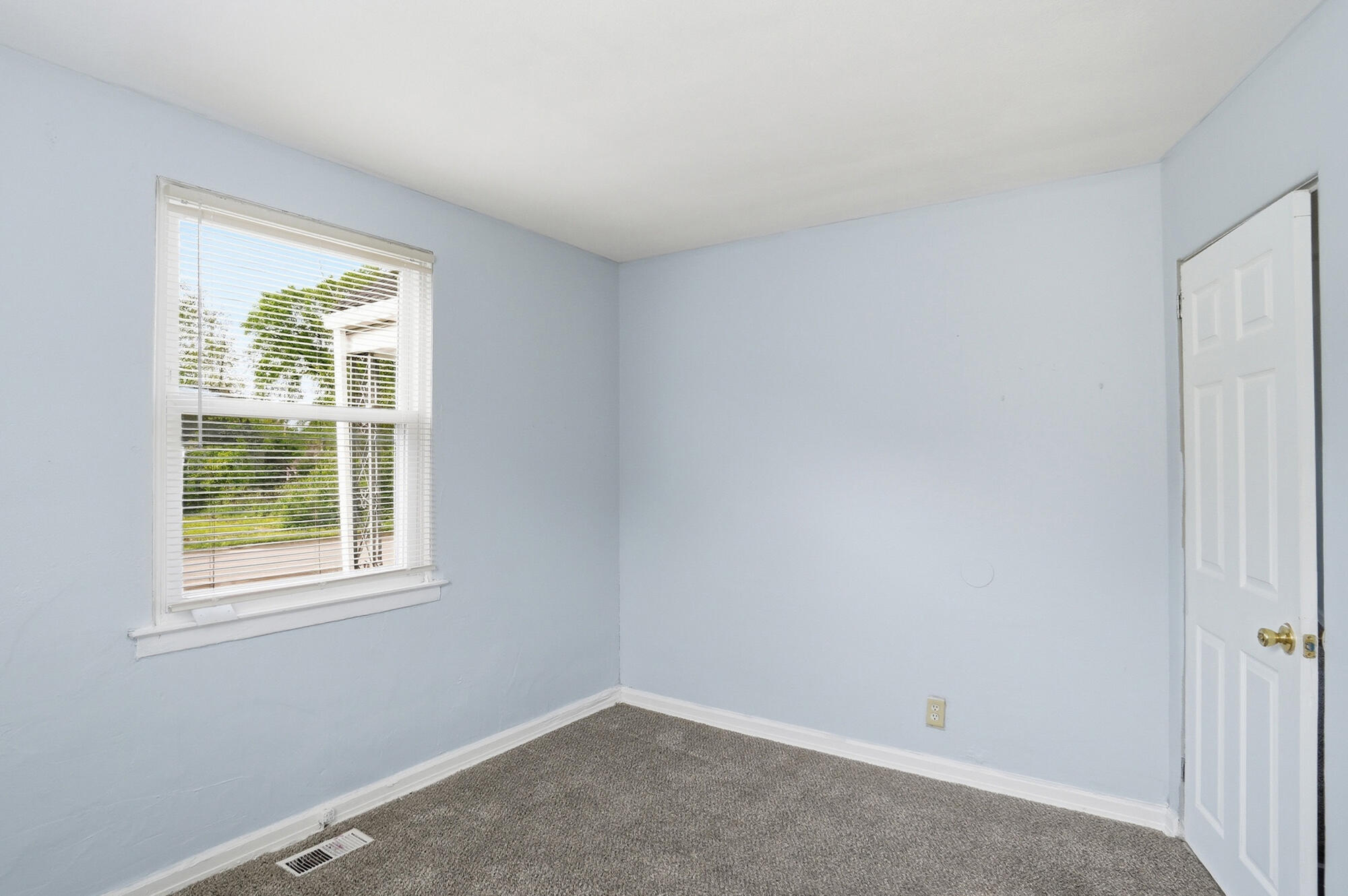 4433 Eichelberger Avenue, Dayton, Ohio 45406