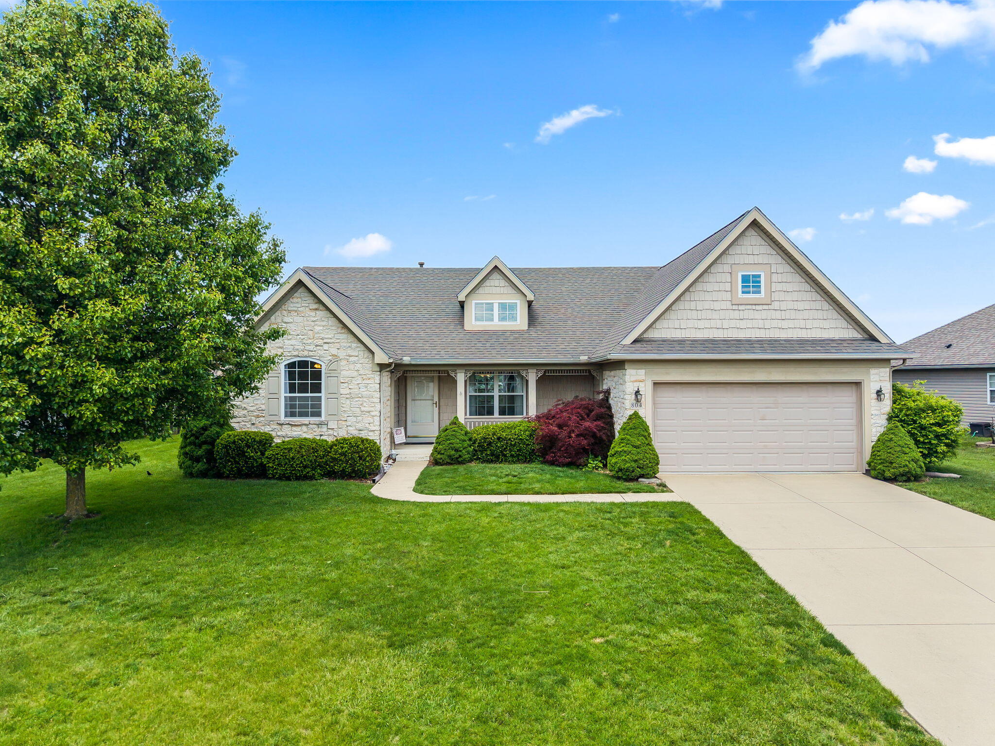 804 Lambert Drive, Piqua, Ohio 45356