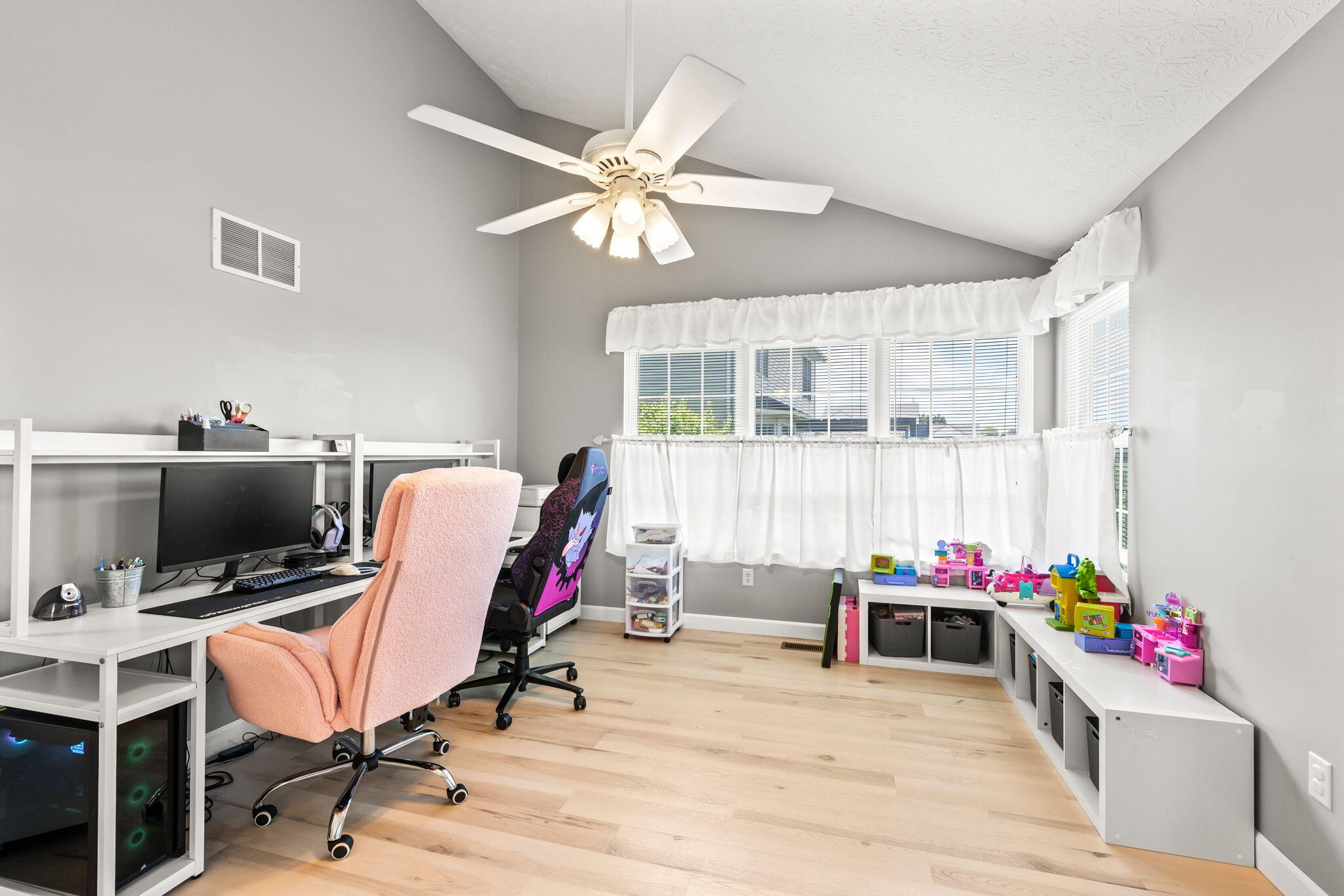 804 Lambert Drive, Piqua, Ohio 45356