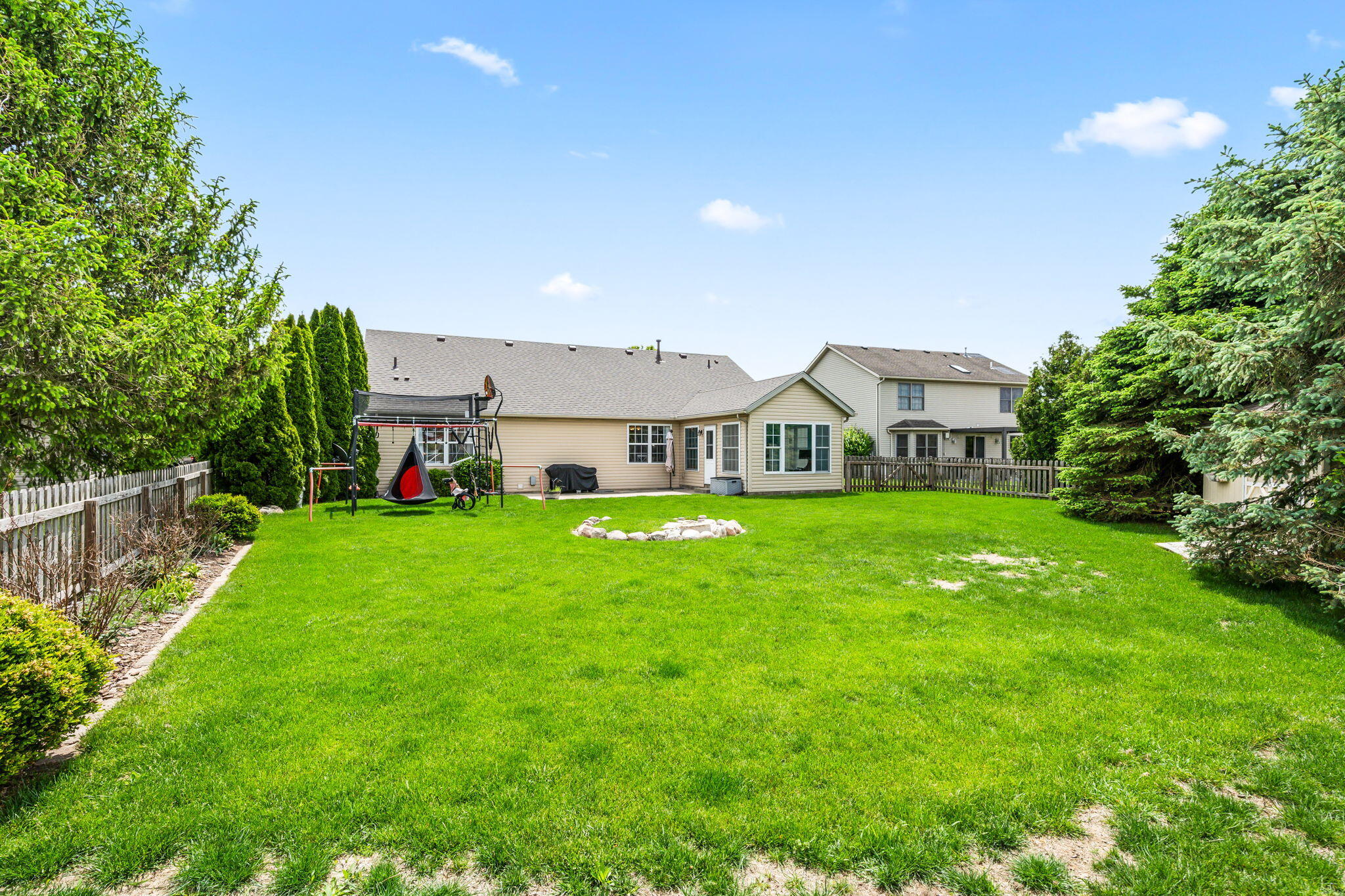 804 Lambert Drive, Piqua, Ohio 45356
