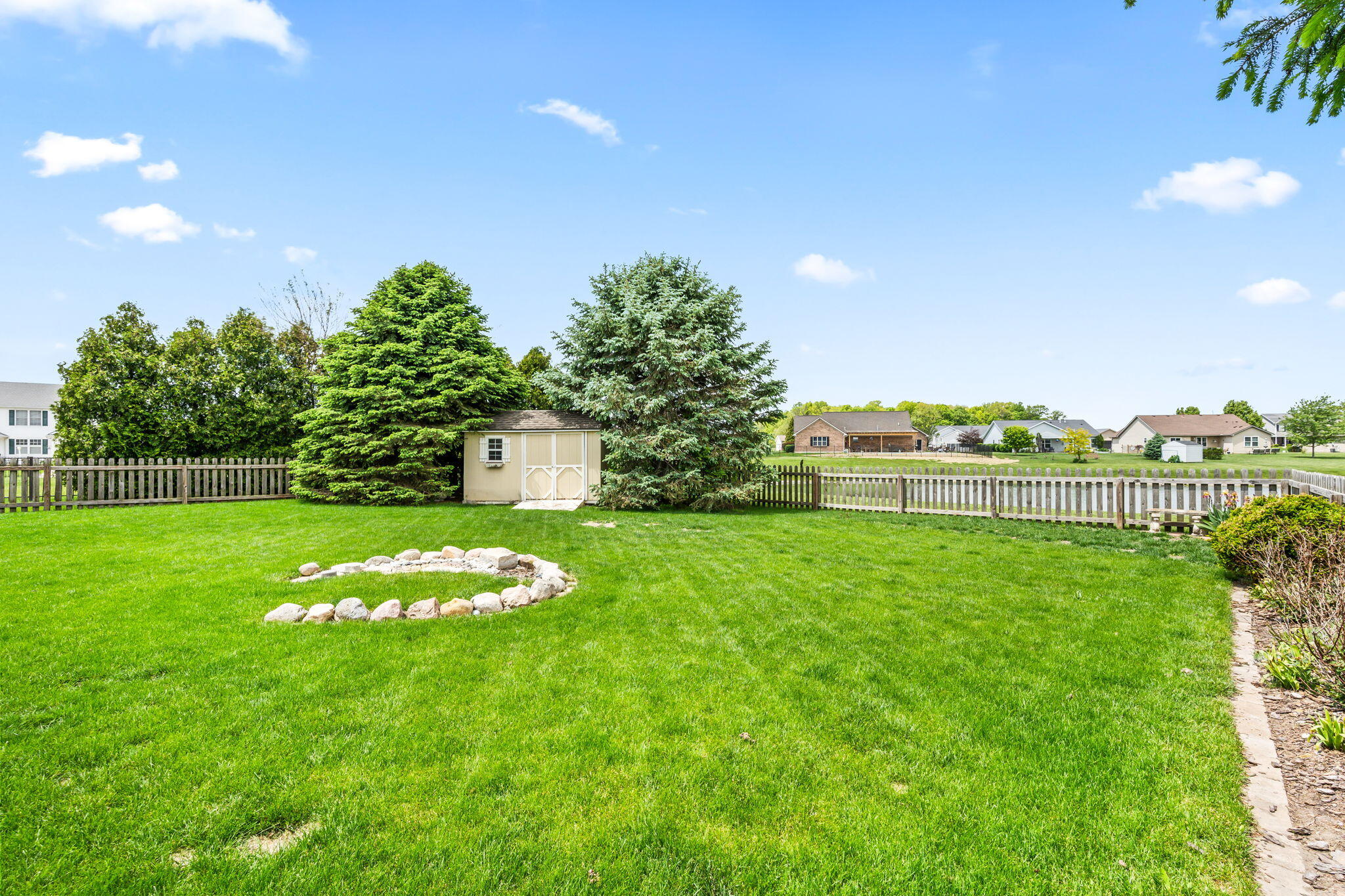 804 Lambert Drive, Piqua, Ohio 45356