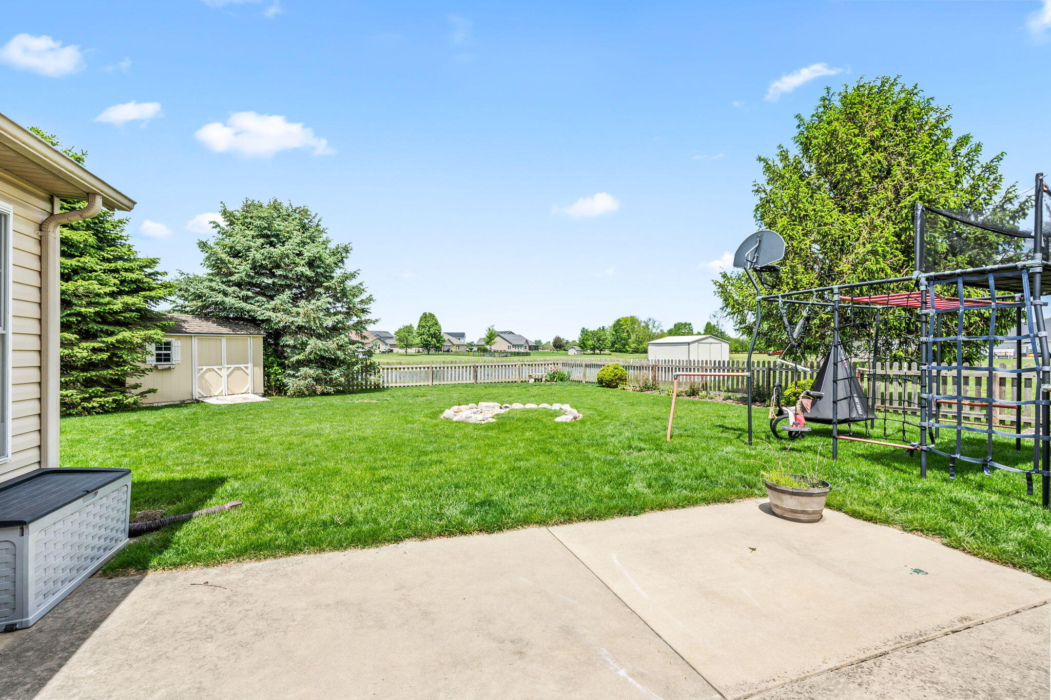 804 Lambert Drive, Piqua, Ohio 45356
