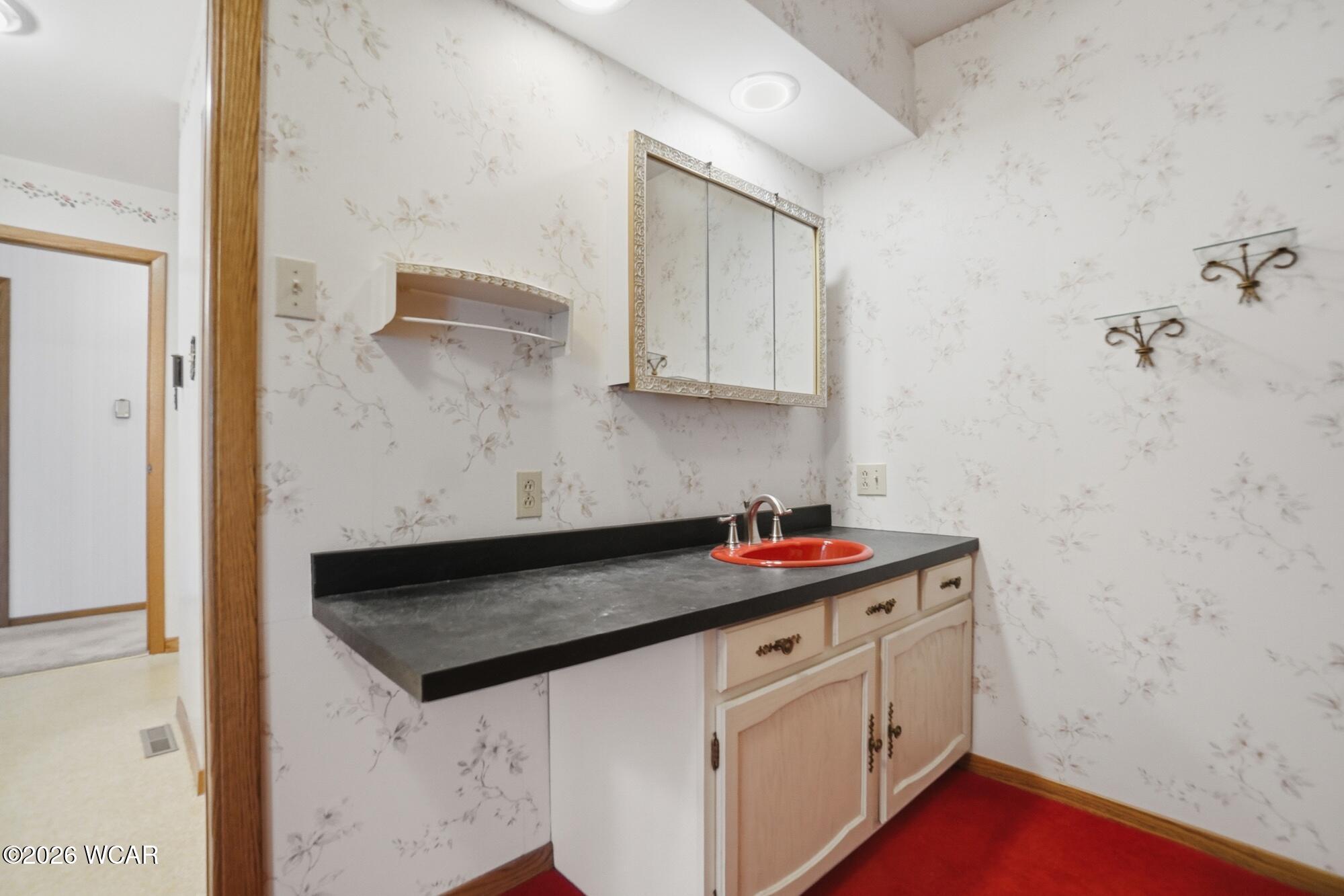 1640 Whitehall Drive, Lima, Ohio