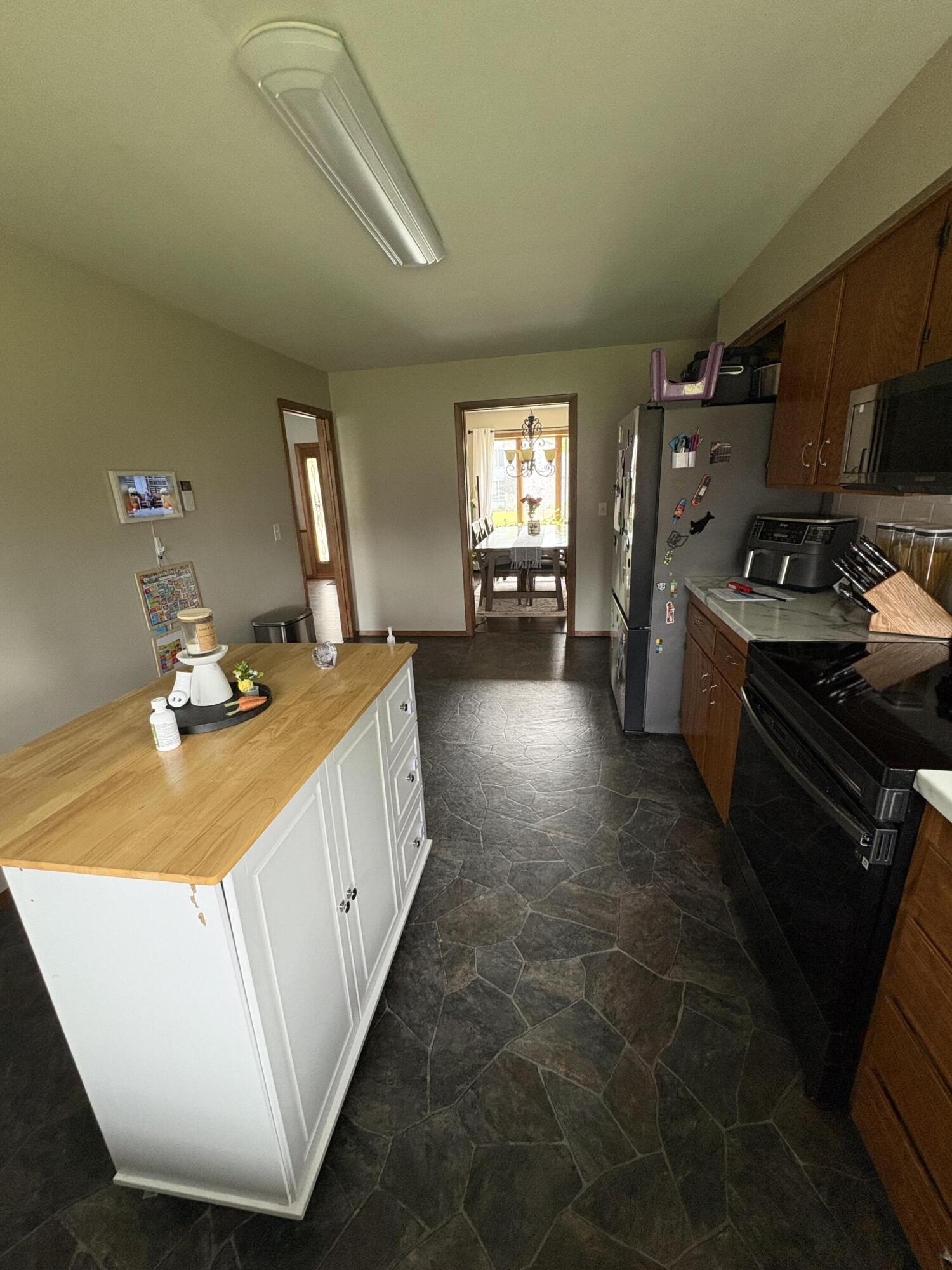 1444 Timberlane Drive, Lima, Ohio 45805