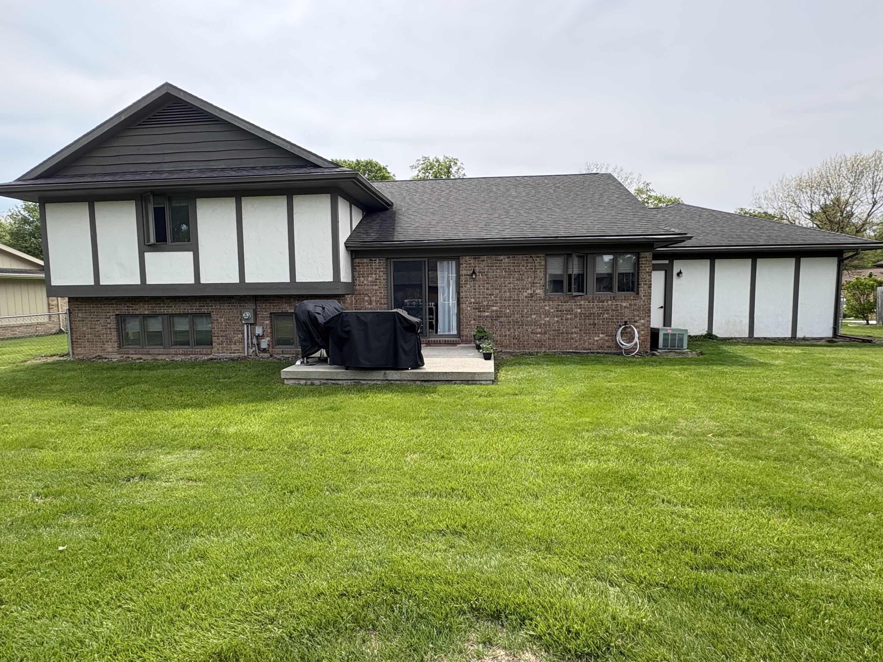 1444 Timberlane Drive, Lima, Ohio 45805