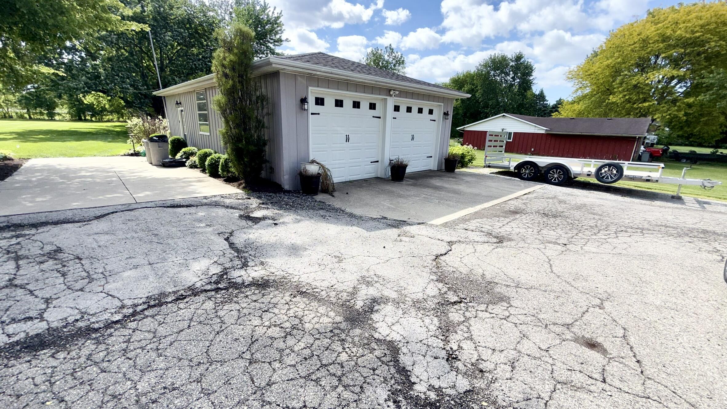 9755 Country Club Road, Piqua, Ohio 45356