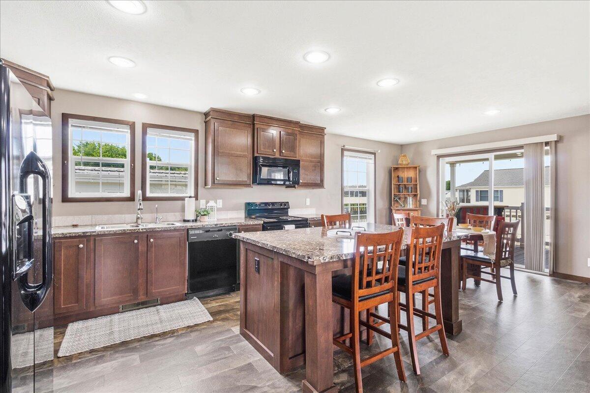 11375 Cooper Avenue, Lakeview, Ohio 43331