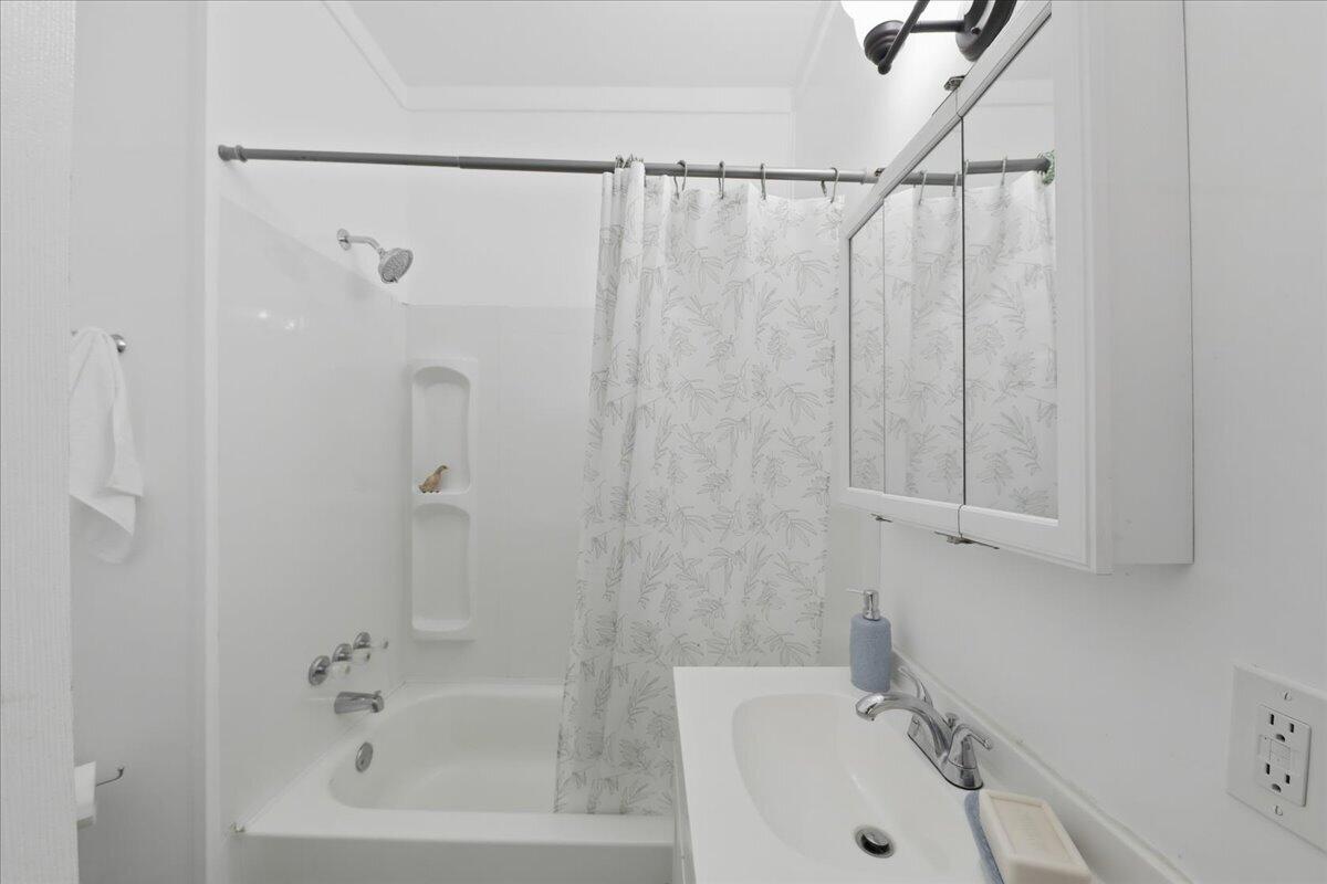 617 Mccreight Avenue, Springfield, Ohio 45503