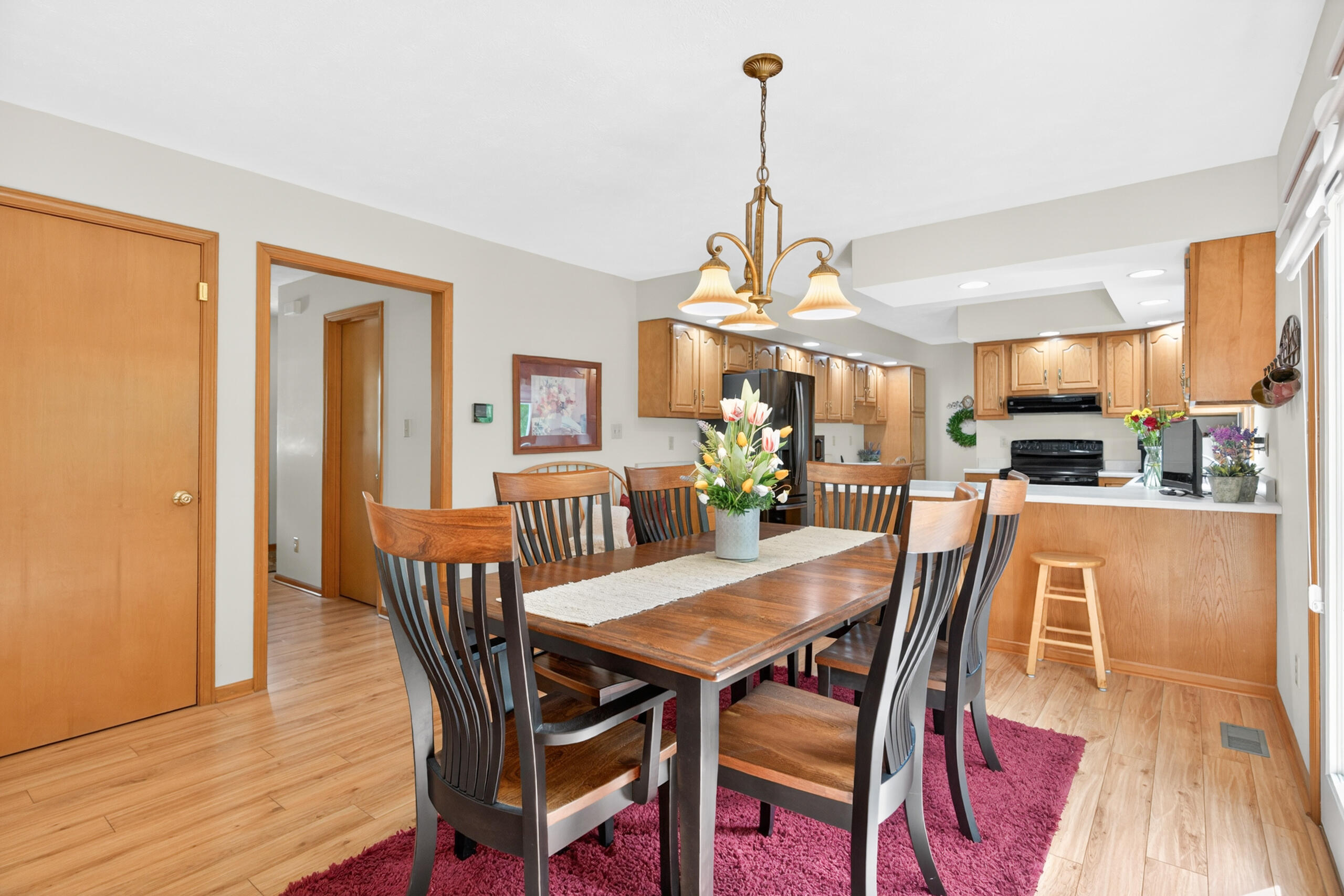 564 Foxcross Drive, Sidney, Ohio 45365