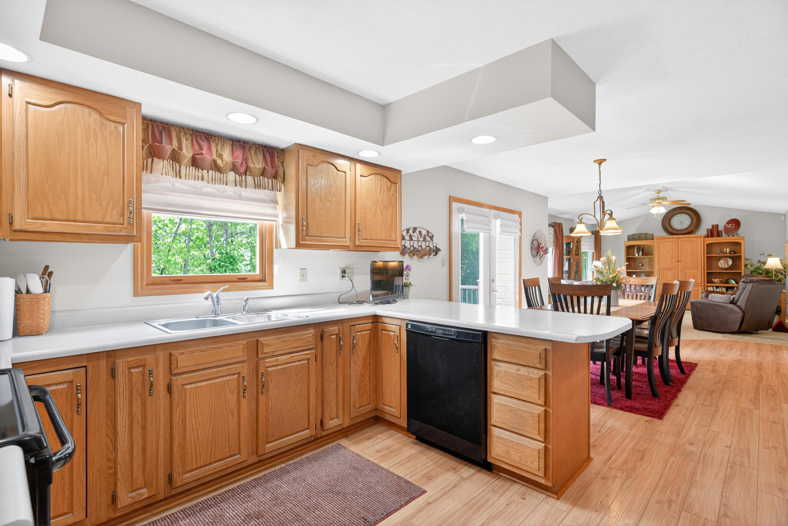 564 Foxcross Drive, Sidney, Ohio 45365