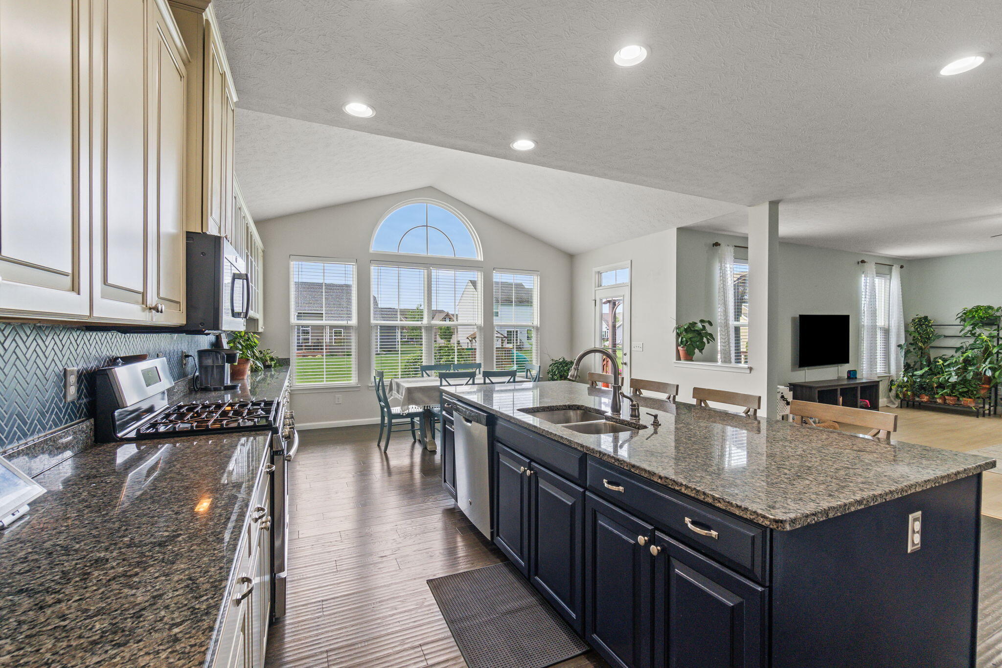 1148 Red Maple Drive, Troy, Ohio 45373