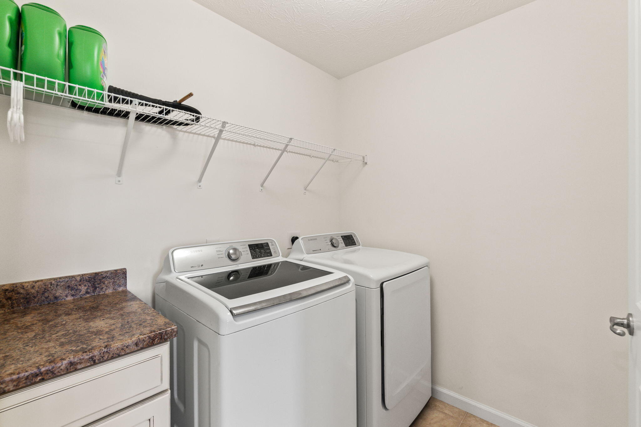 1148 Red Maple Drive, Troy, Ohio 45373