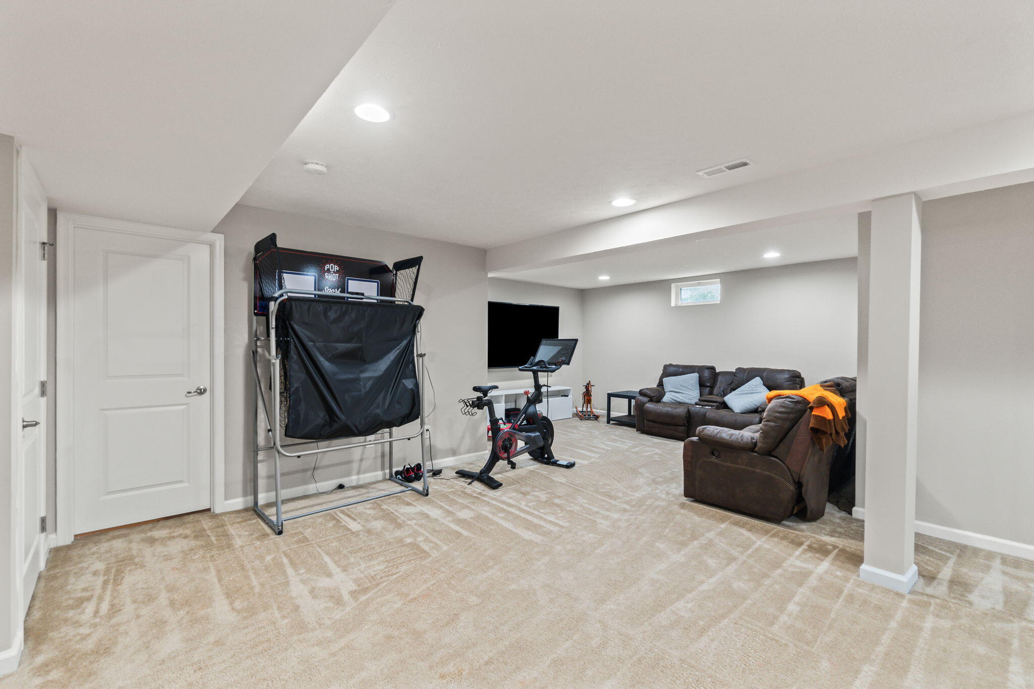 1148 Red Maple Drive, Troy, Ohio 45373