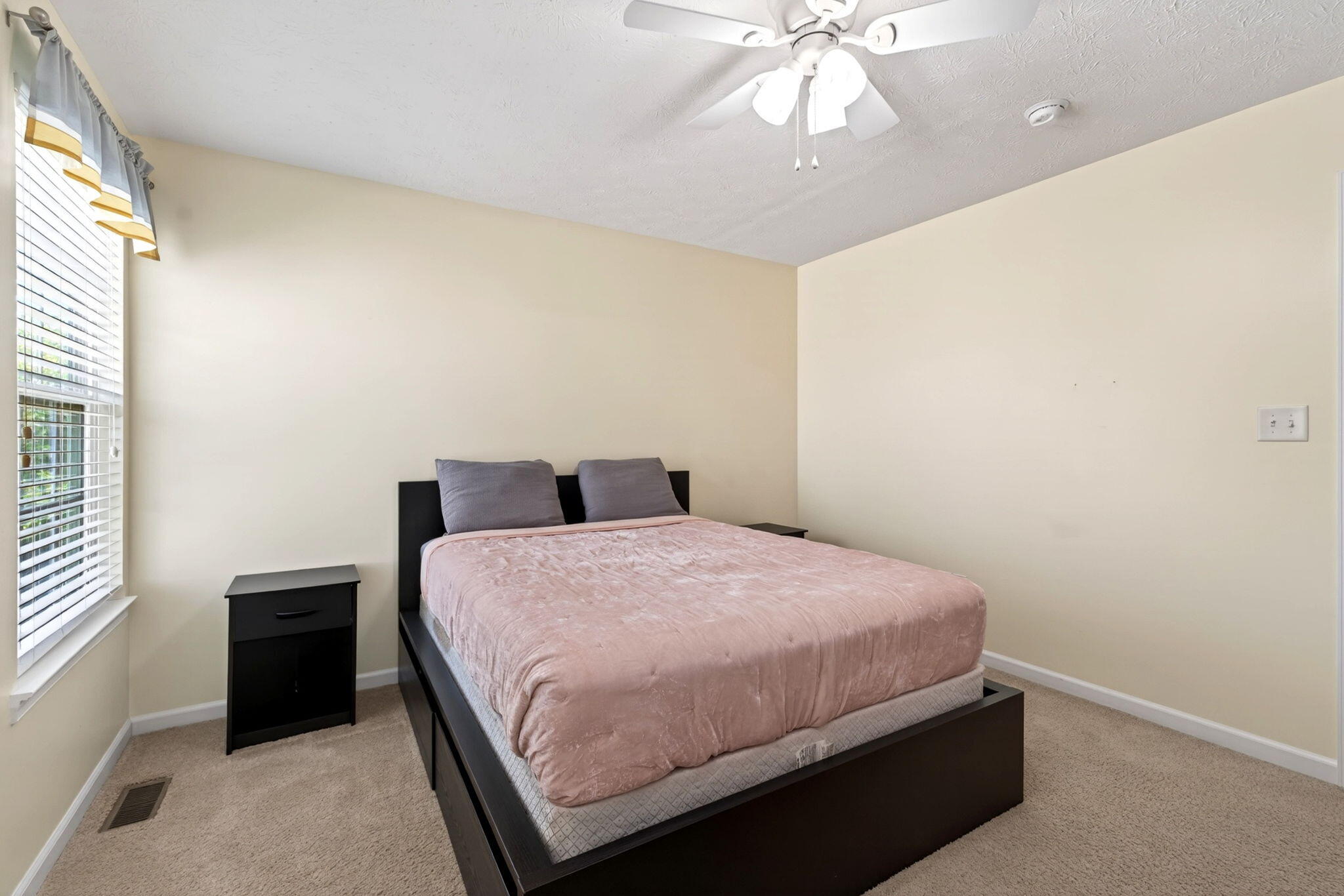 1883 Daffodil Court, Xenia, Ohio 45385