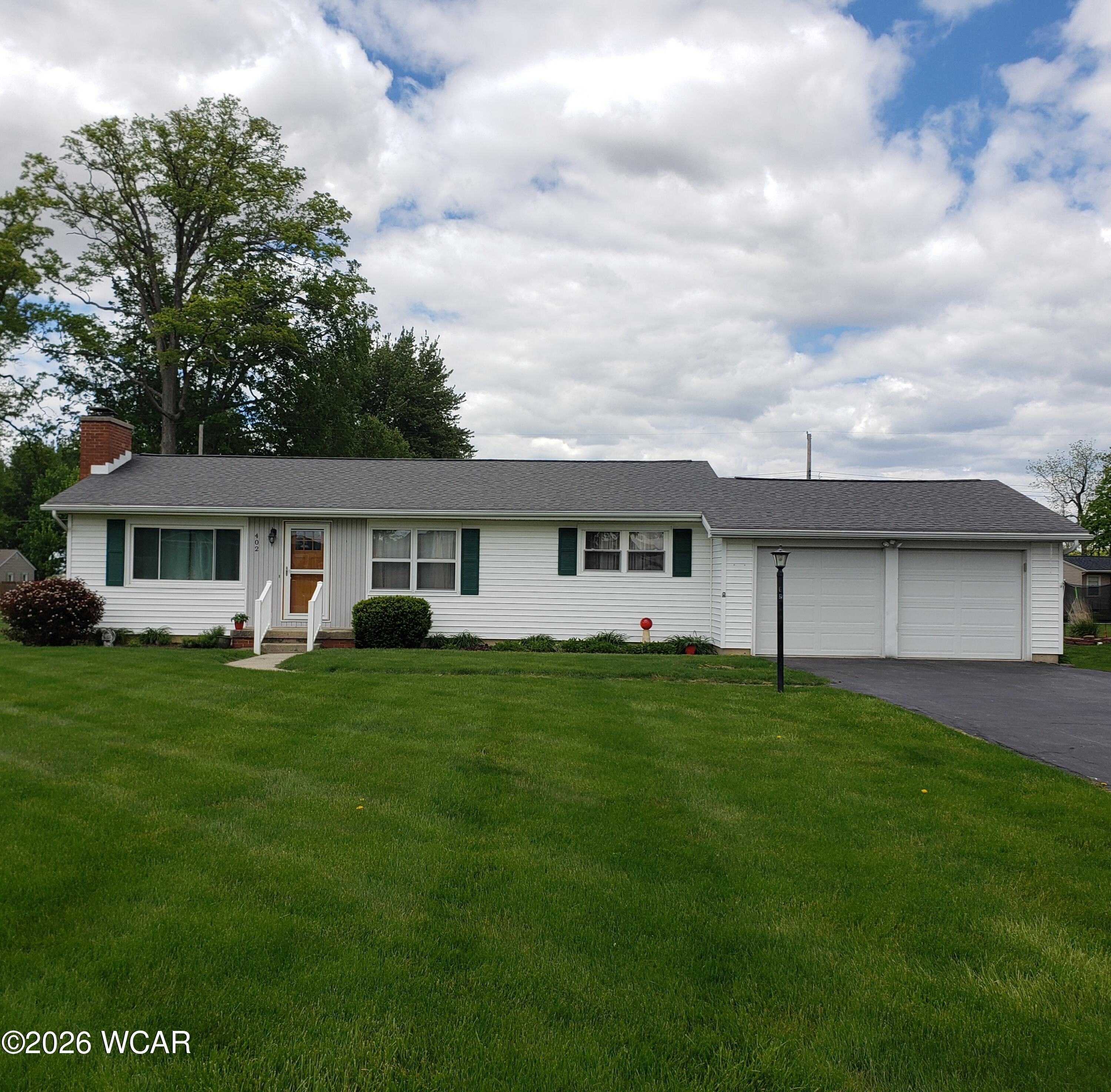 402 Woodlawn Drive, Wapakoneta, Ohio