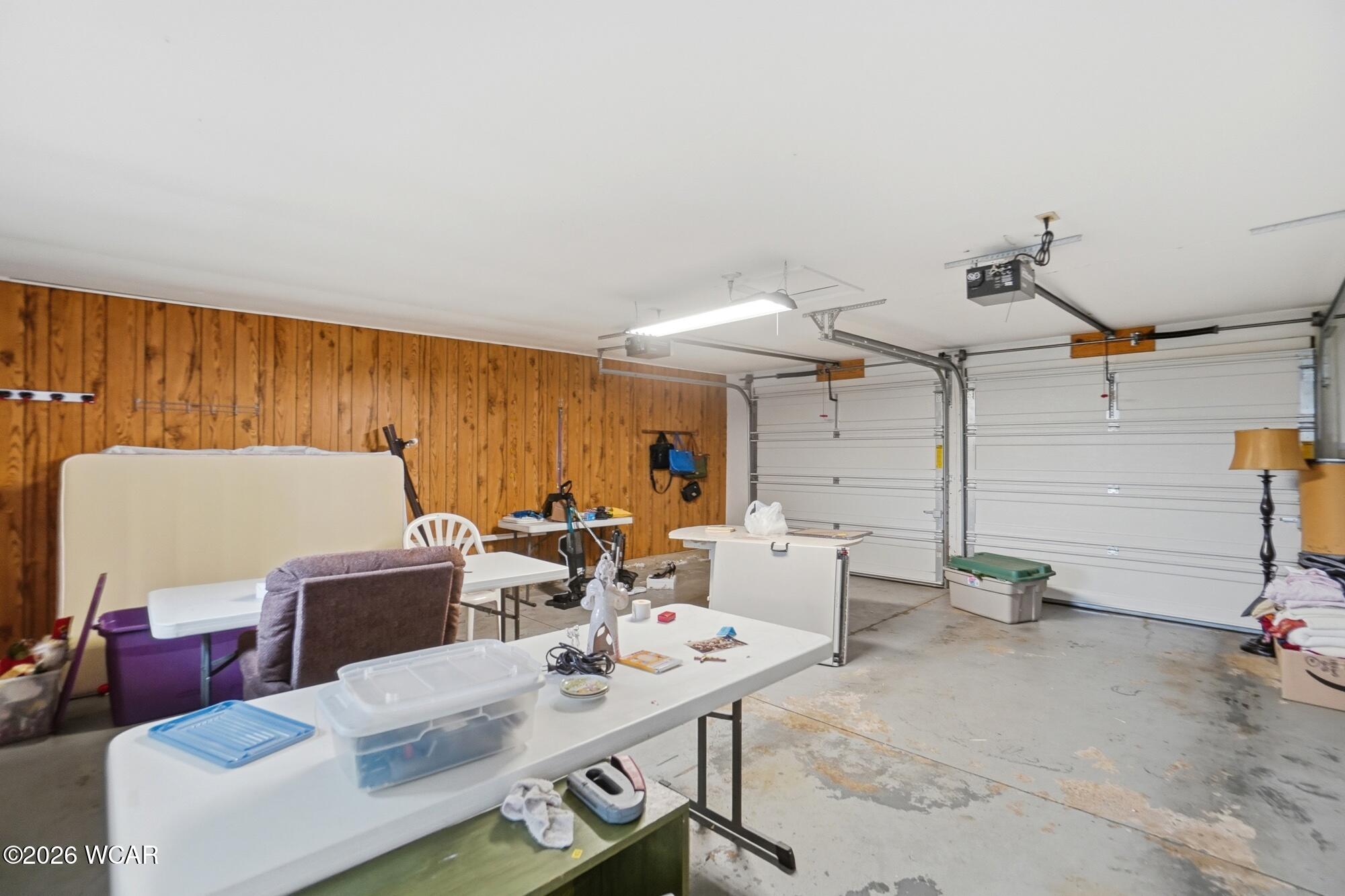 402 Woodlawn Drive, Wapakoneta, Ohio