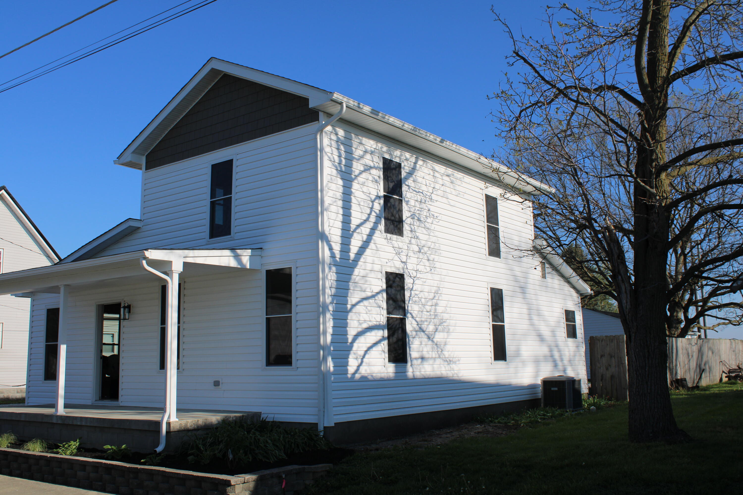 318 Main Street, Bradford, Ohio 45308
