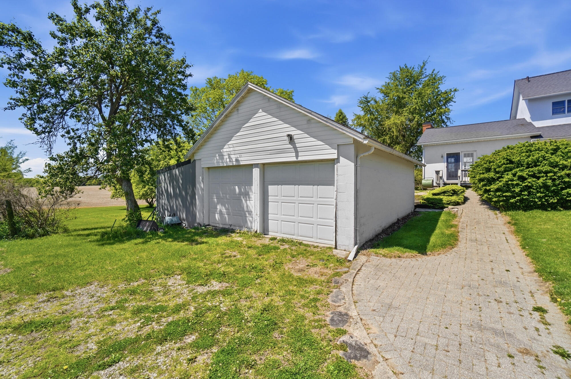 10353 Old Columbus Road, South Vienna, Ohio 45369