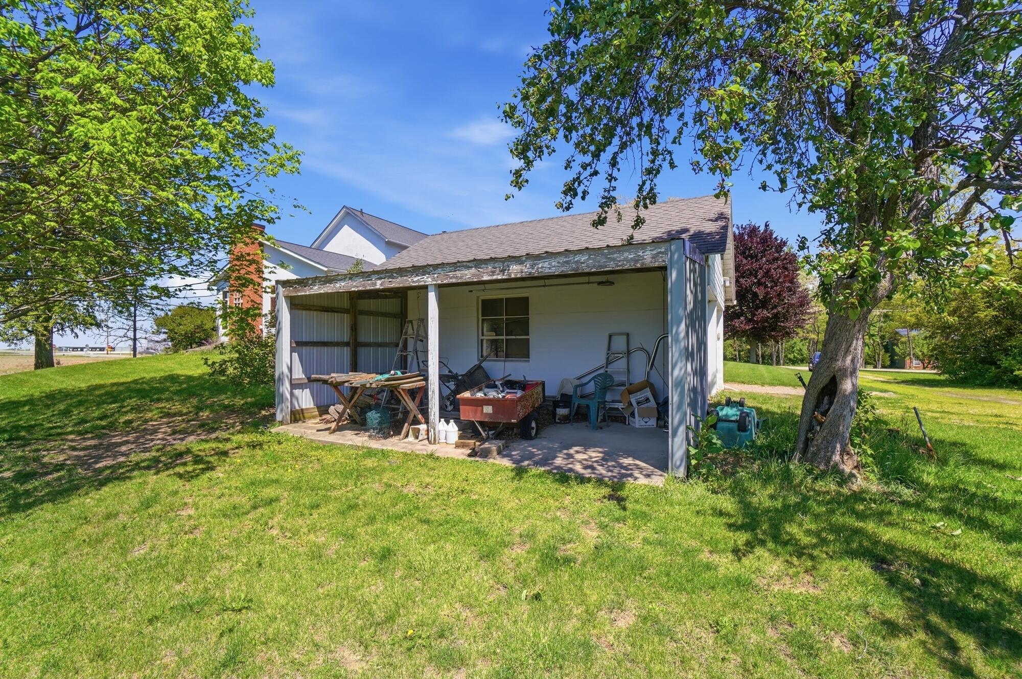 10353 Old Columbus Road, South Vienna, Ohio 45369