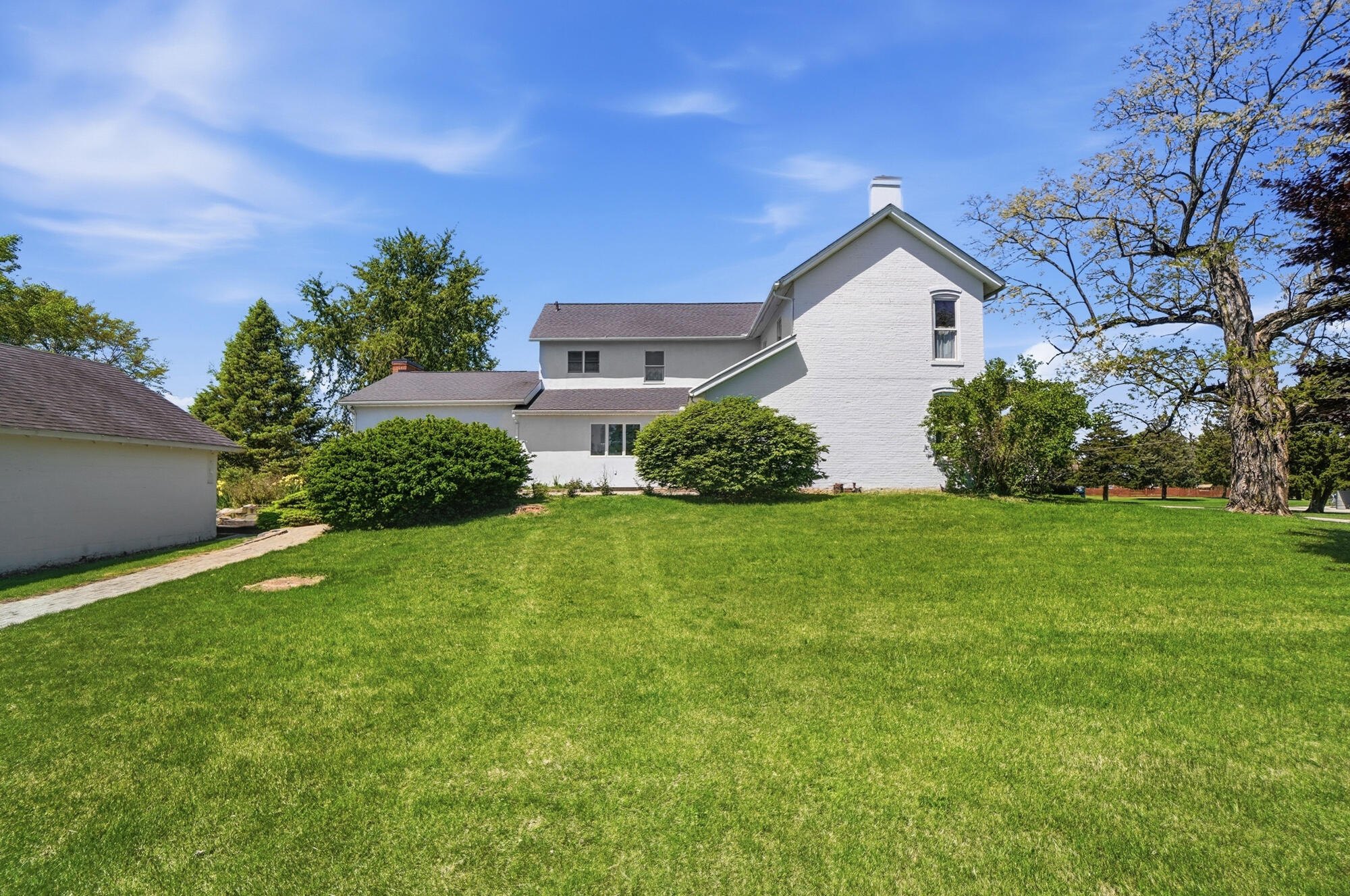 10353 Old Columbus Road, South Vienna, Ohio 45369