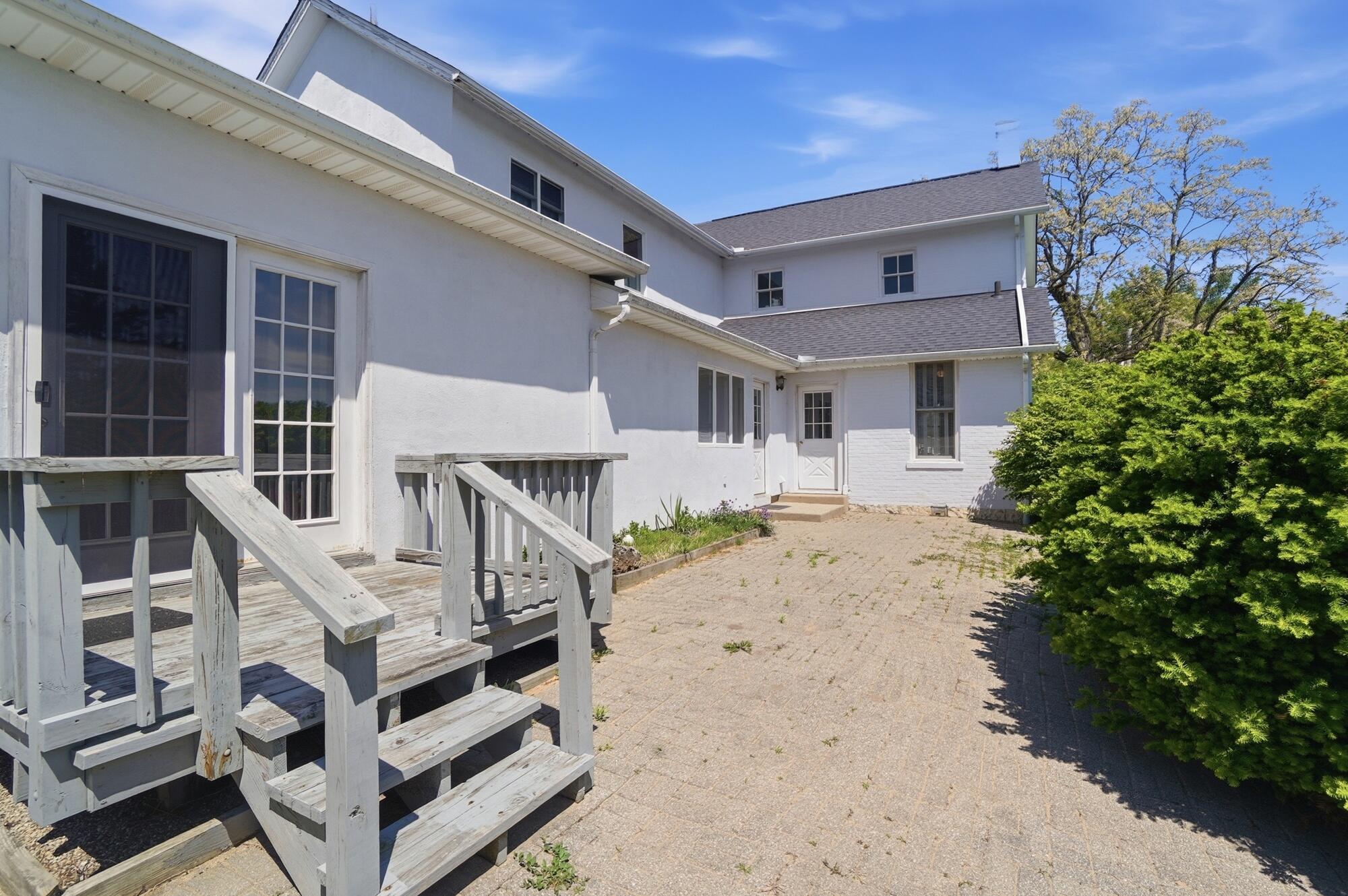 10353 Old Columbus Road, South Vienna, Ohio 45369