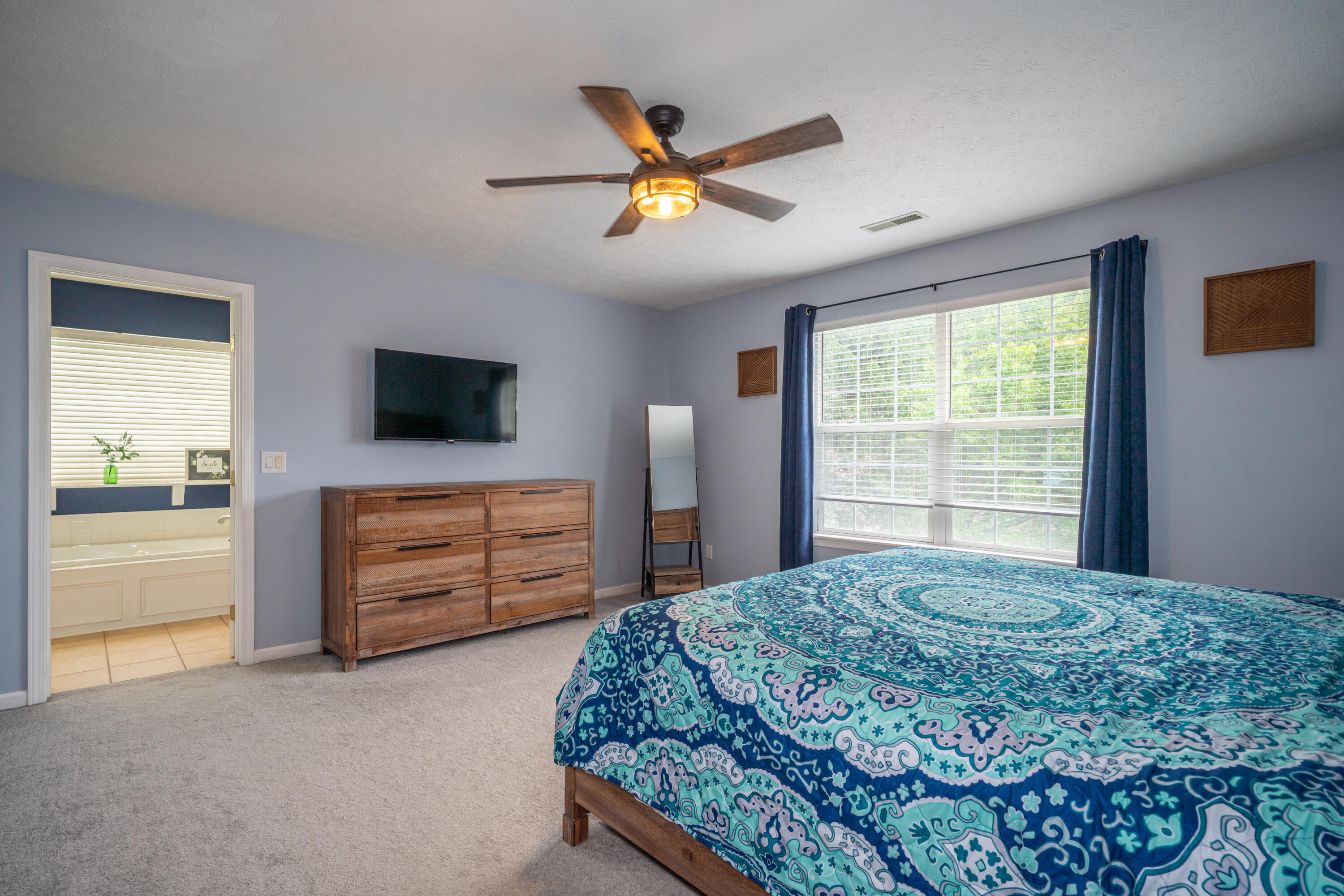 420 Ashbury Farms Drive, Vandalia, Ohio 45377