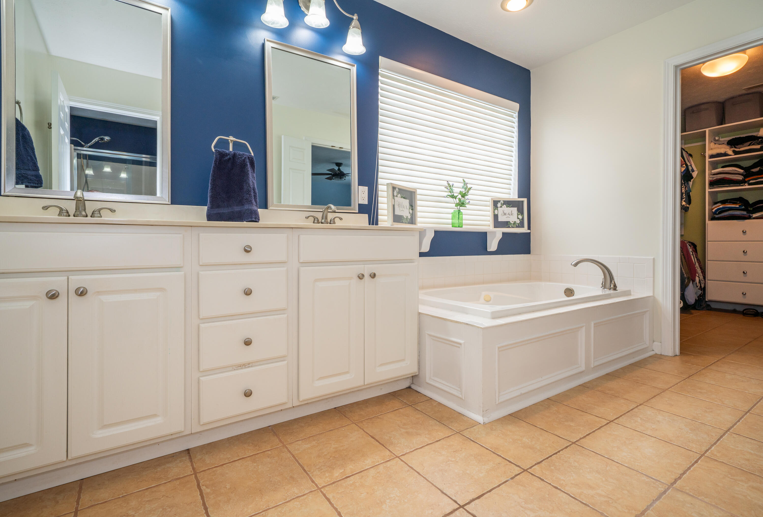 420 Ashbury Farms Drive, Vandalia, Ohio 45377