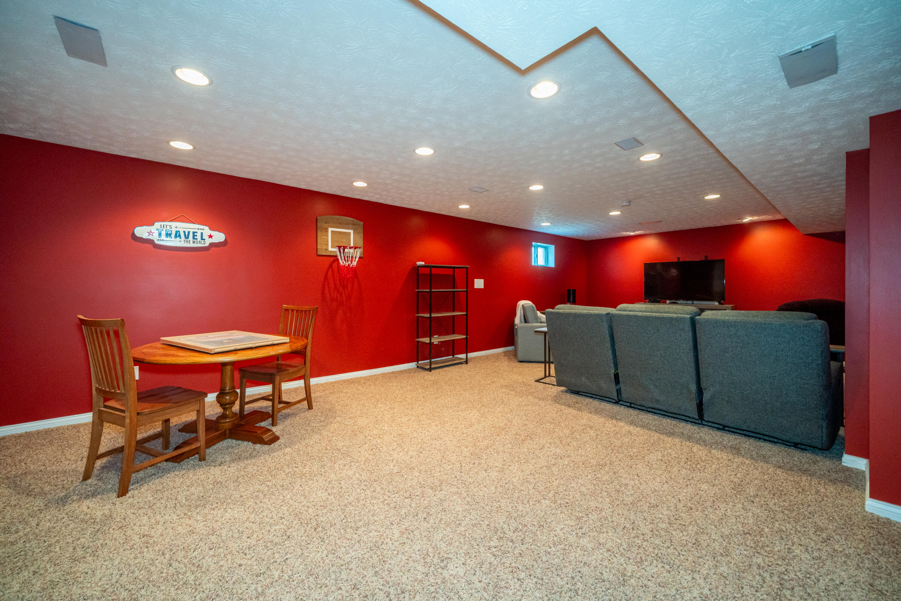 420 Ashbury Farms Drive, Vandalia, Ohio 45377