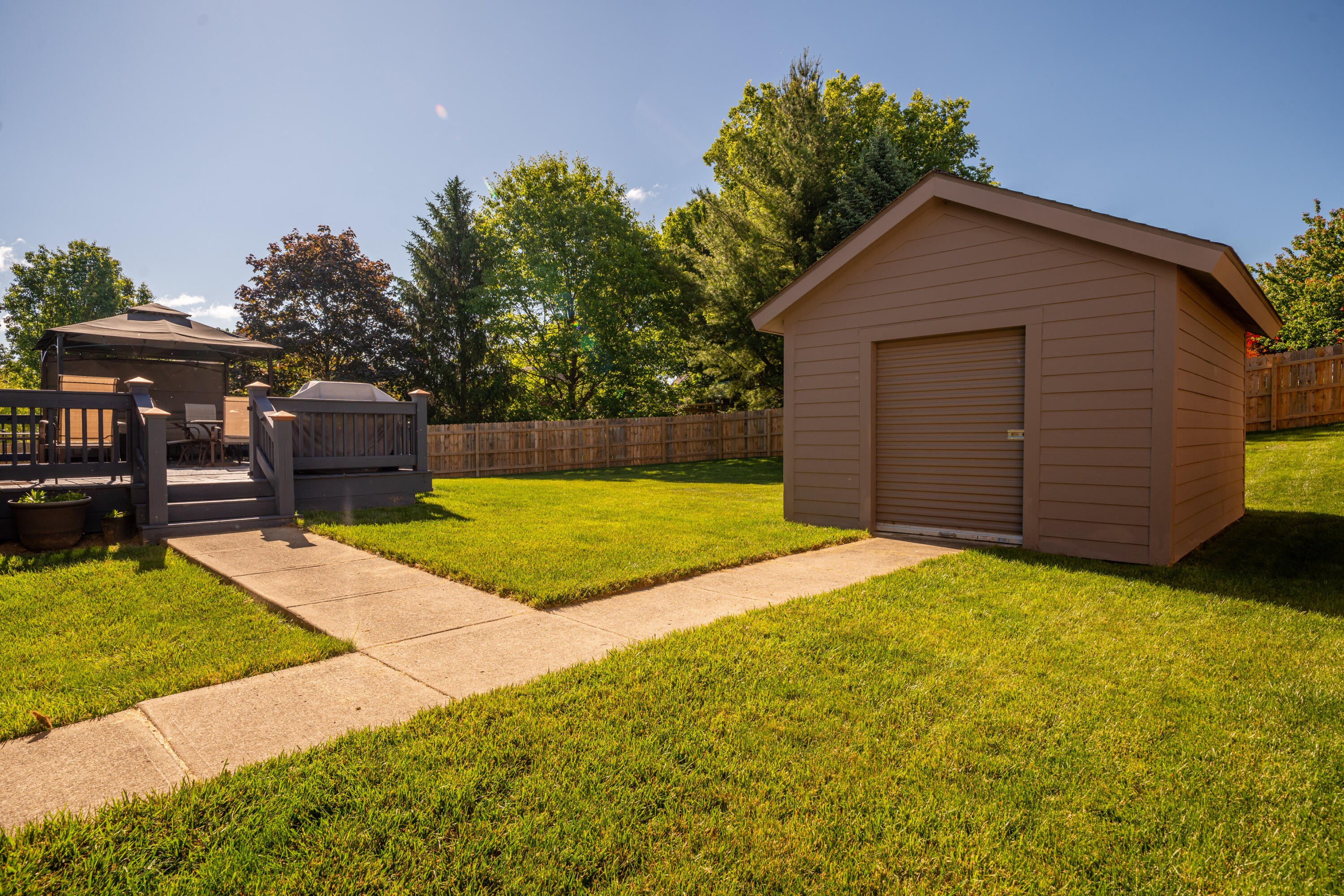 420 Ashbury Farms Drive, Vandalia, Ohio 45377