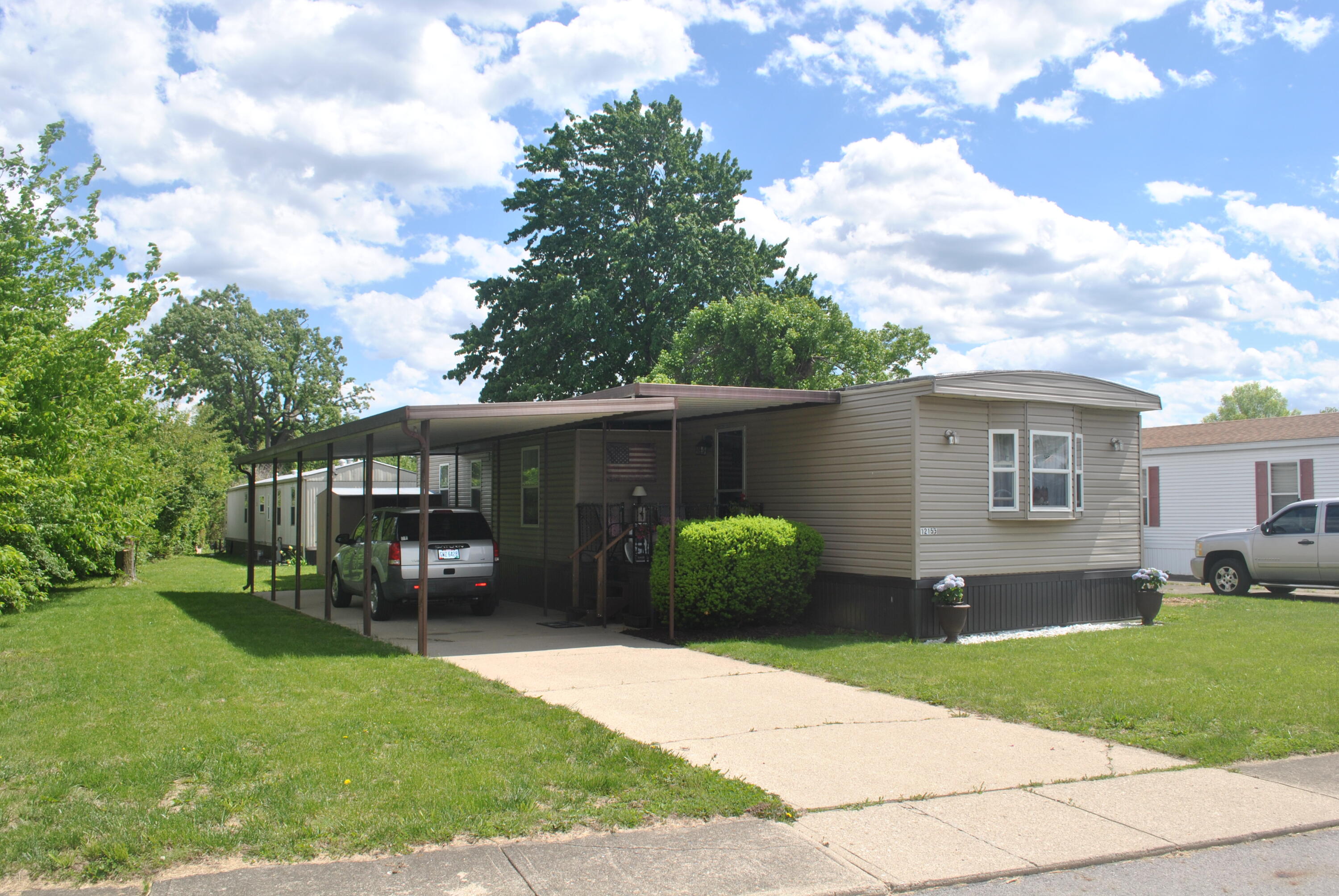 12155 Wellington Avenue, Medway, Ohio 45341
