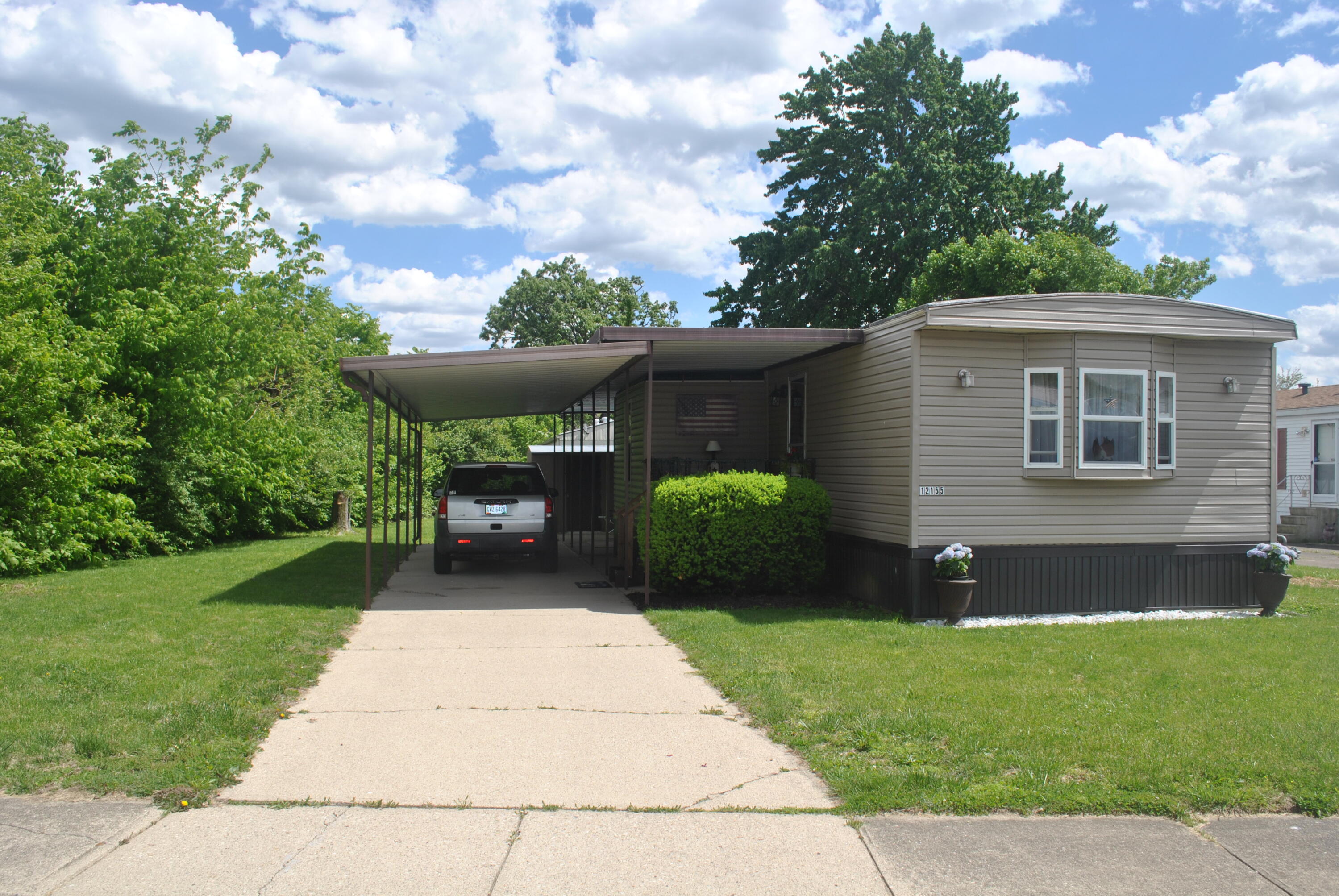 12155 Wellington Avenue, Medway, Ohio 45341