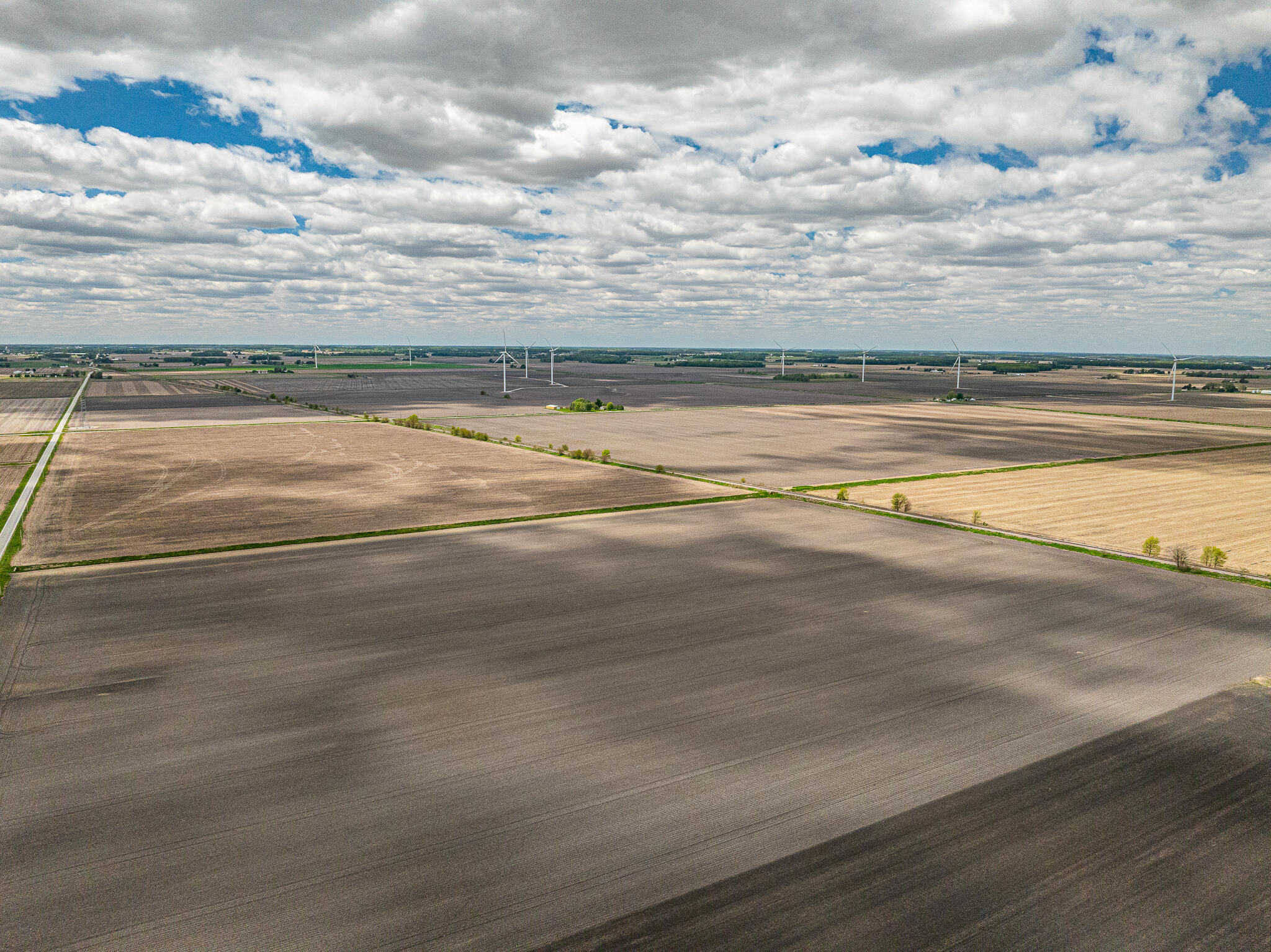 8806 State Route 81, Dola, Ohio 45835