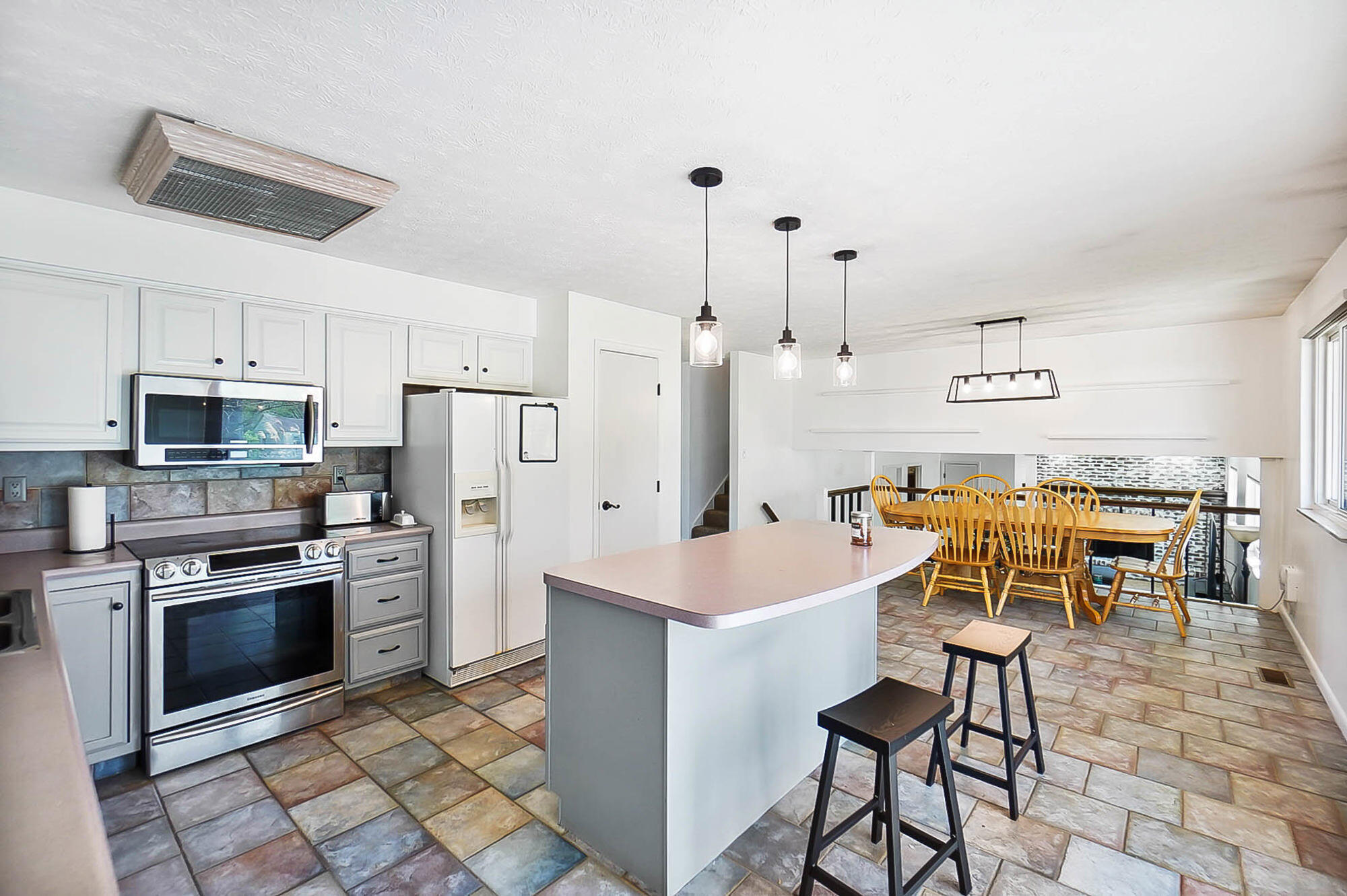 1651 Laddie Court, Dayton, Ohio 45432