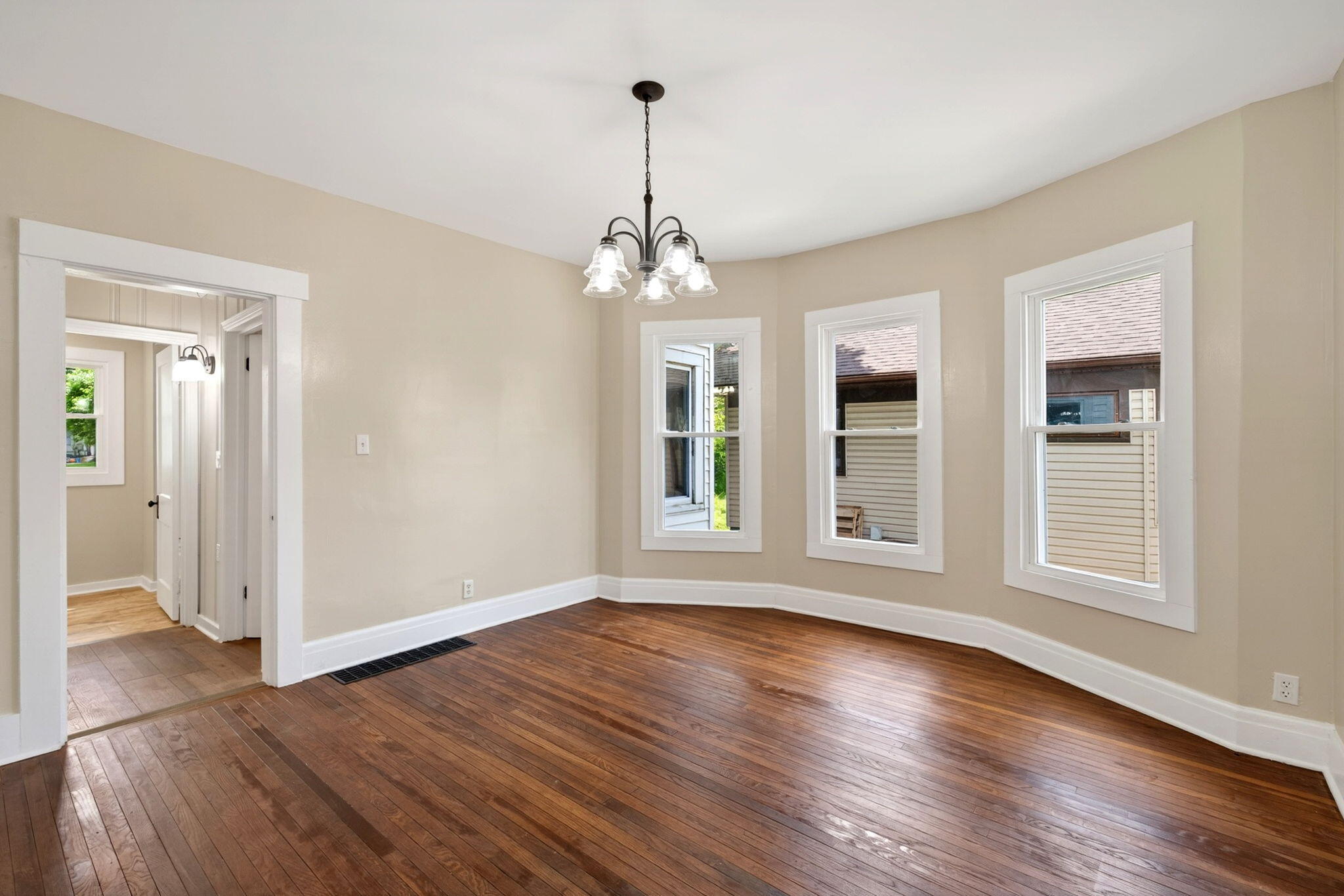 1111 Broadway Street, Springfield, Ohio 45504