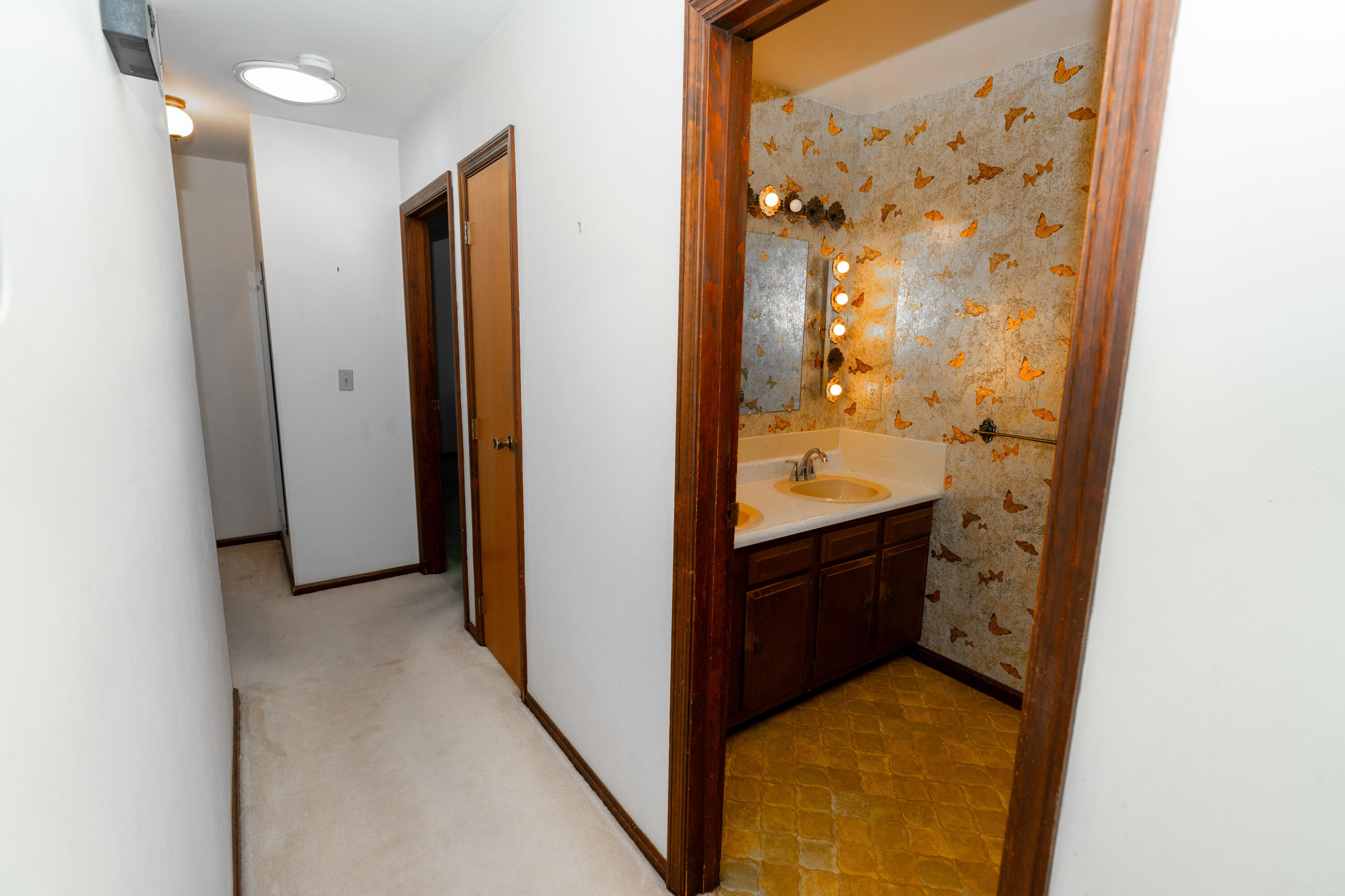 657 White Oak Drive, Springfield, Ohio 45504