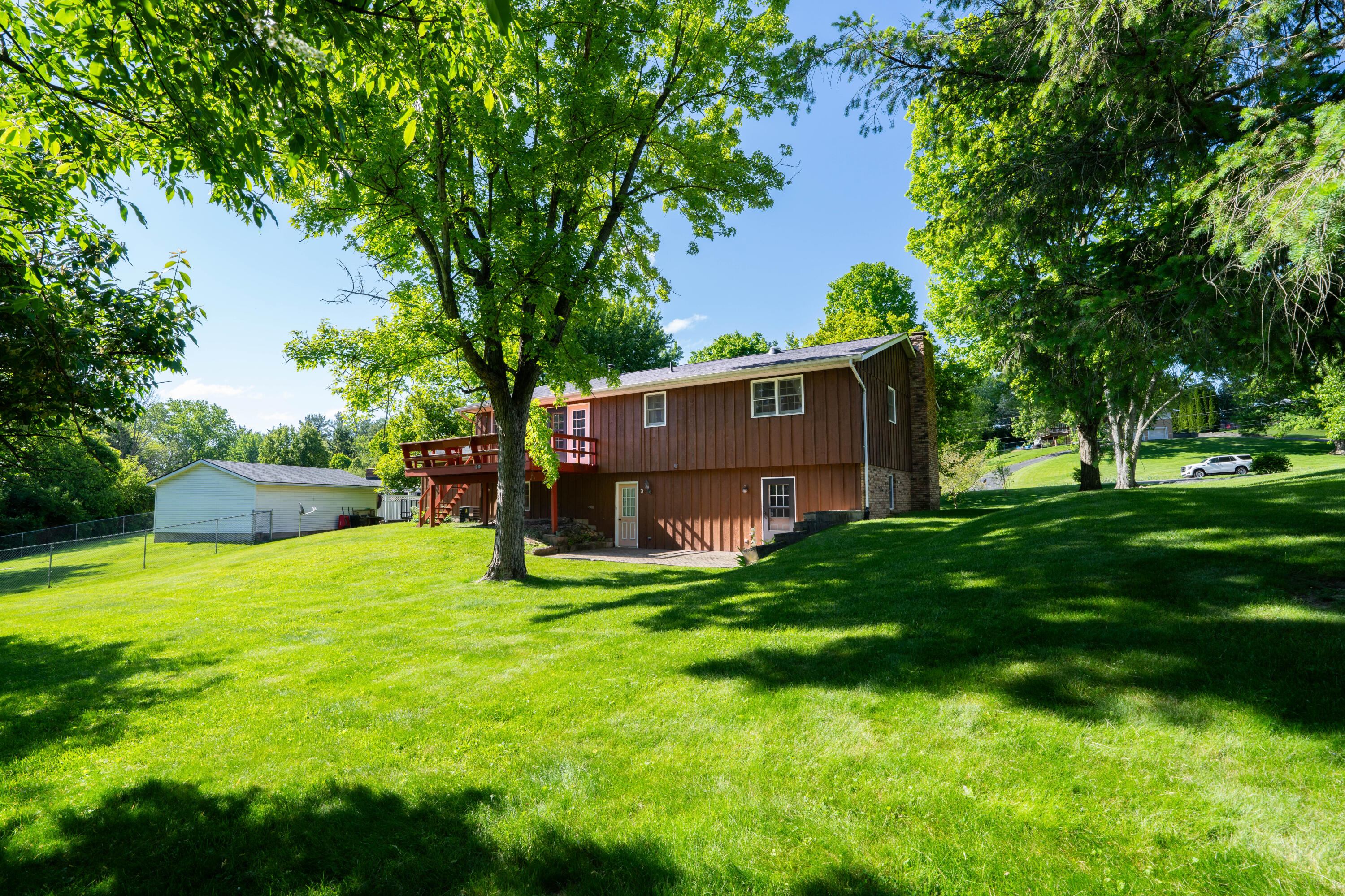 657 White Oak Drive, Springfield, Ohio 45504
