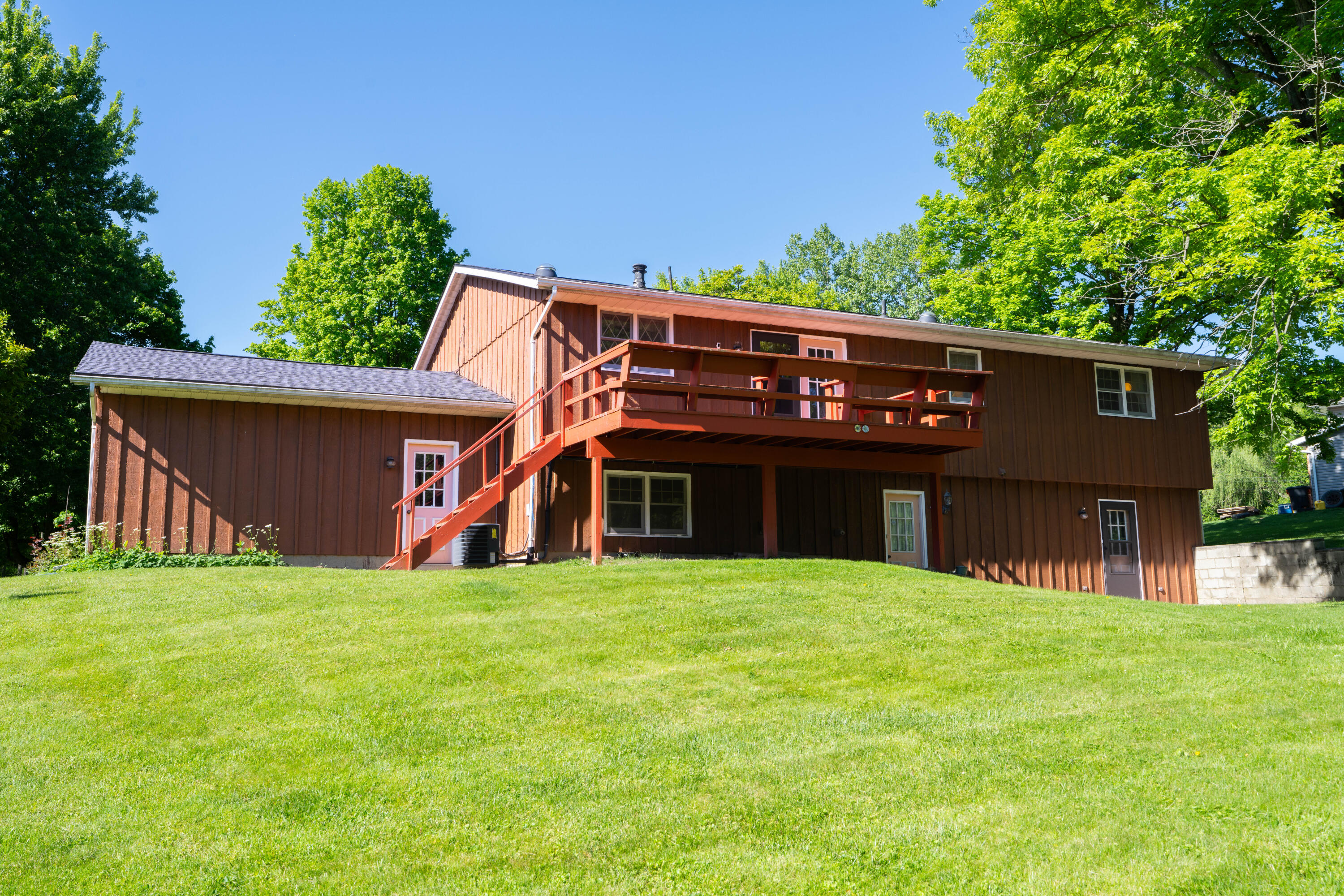 657 White Oak Drive, Springfield, Ohio 45504