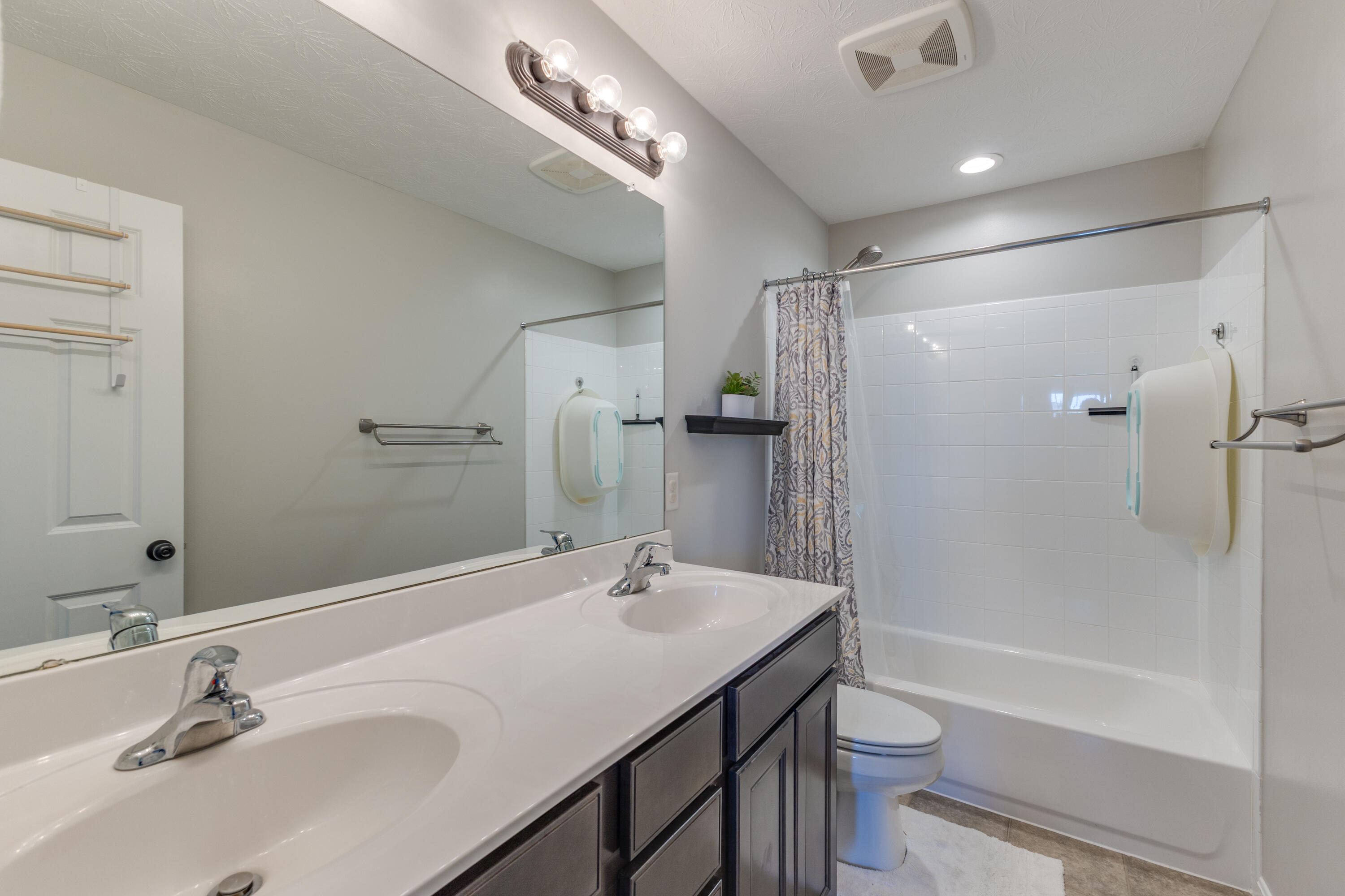 4161 Spicebush Drive, Tipp City, Ohio 45371