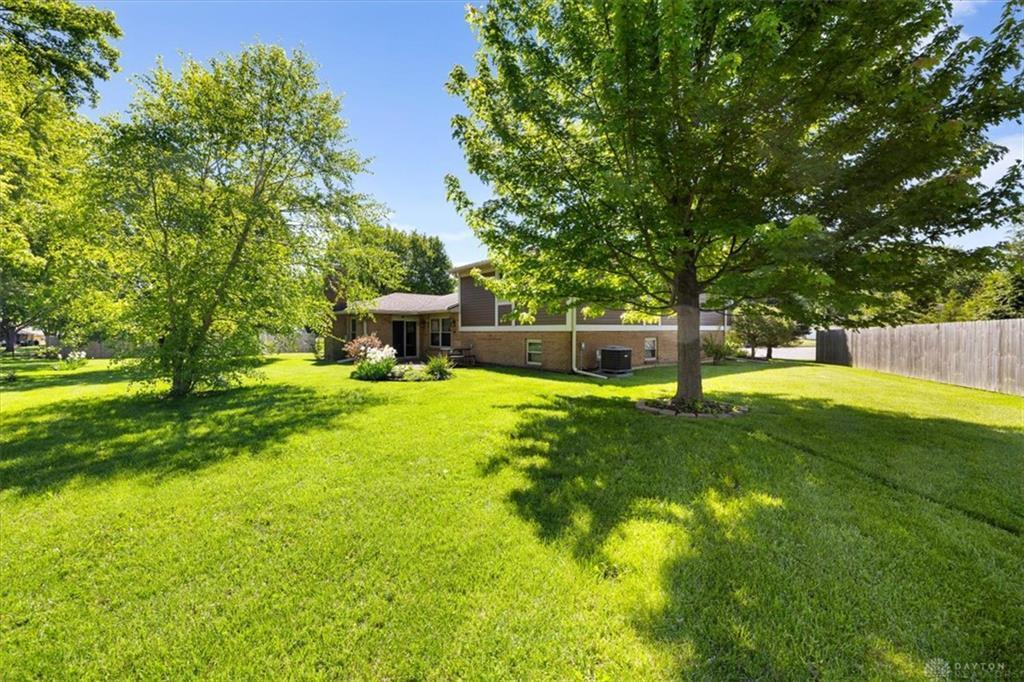 707 Clear Brooke Court, Vandalia, Ohio 45377
