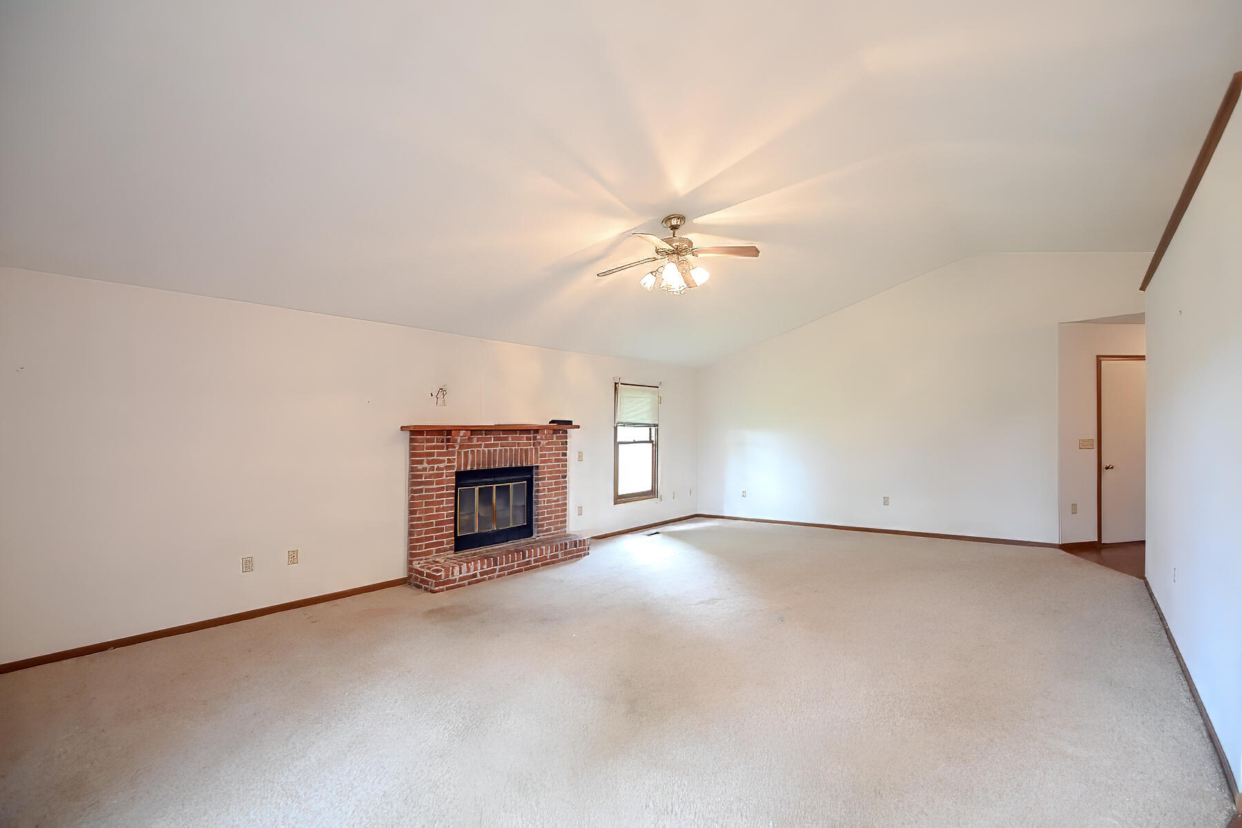 425 Richard, Tipp City, Ohio 45371