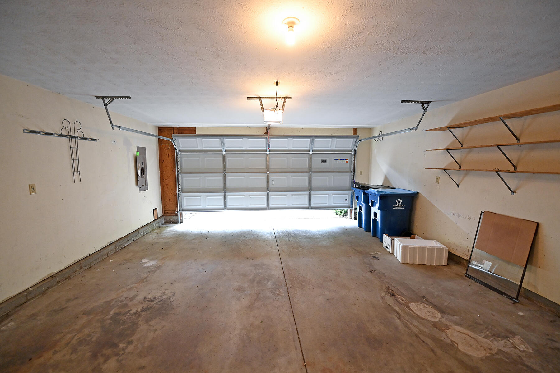 425 Richard, Tipp City, Ohio 45371