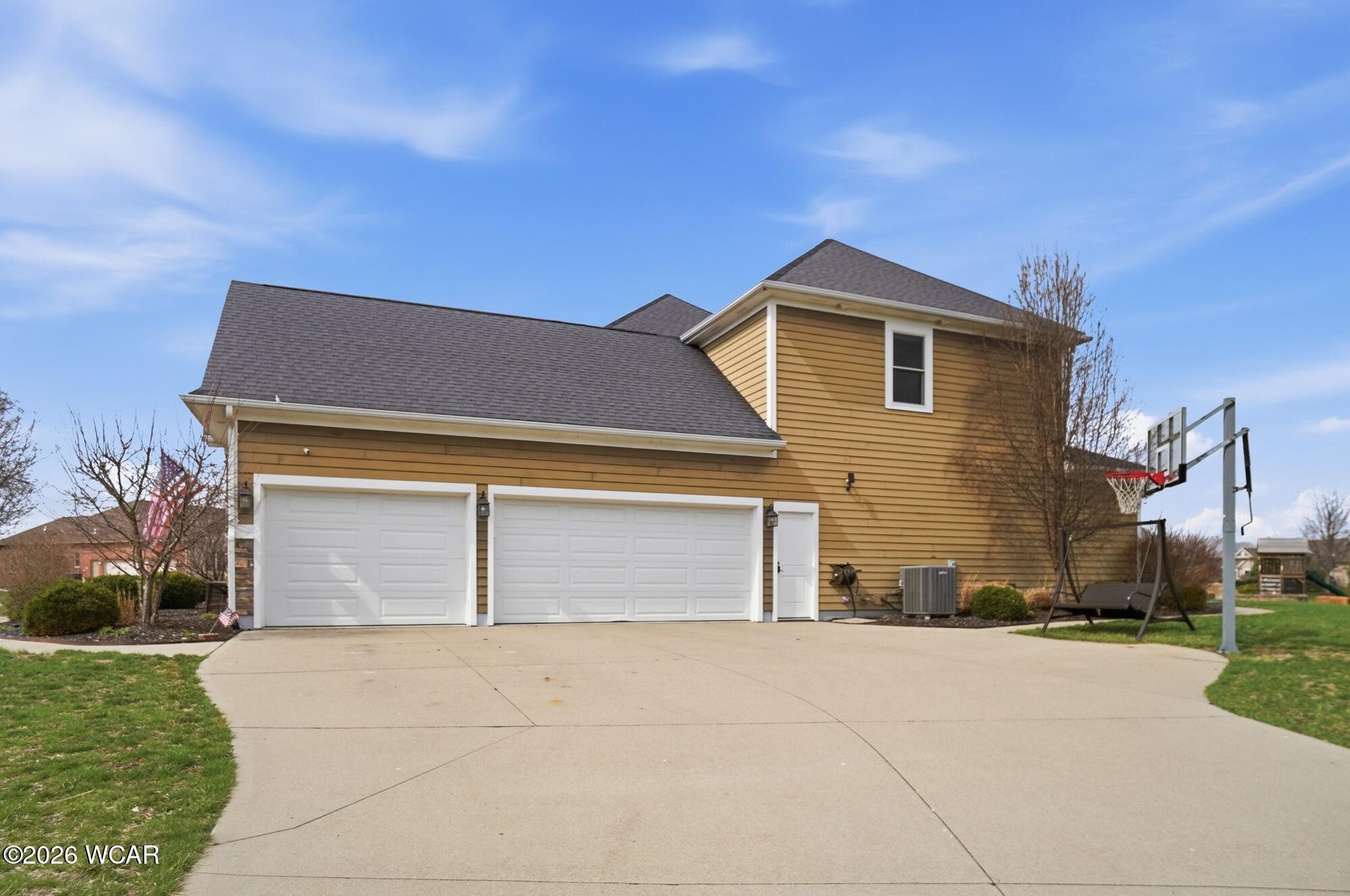 690 Rosecrest Drive, Troy, Ohio