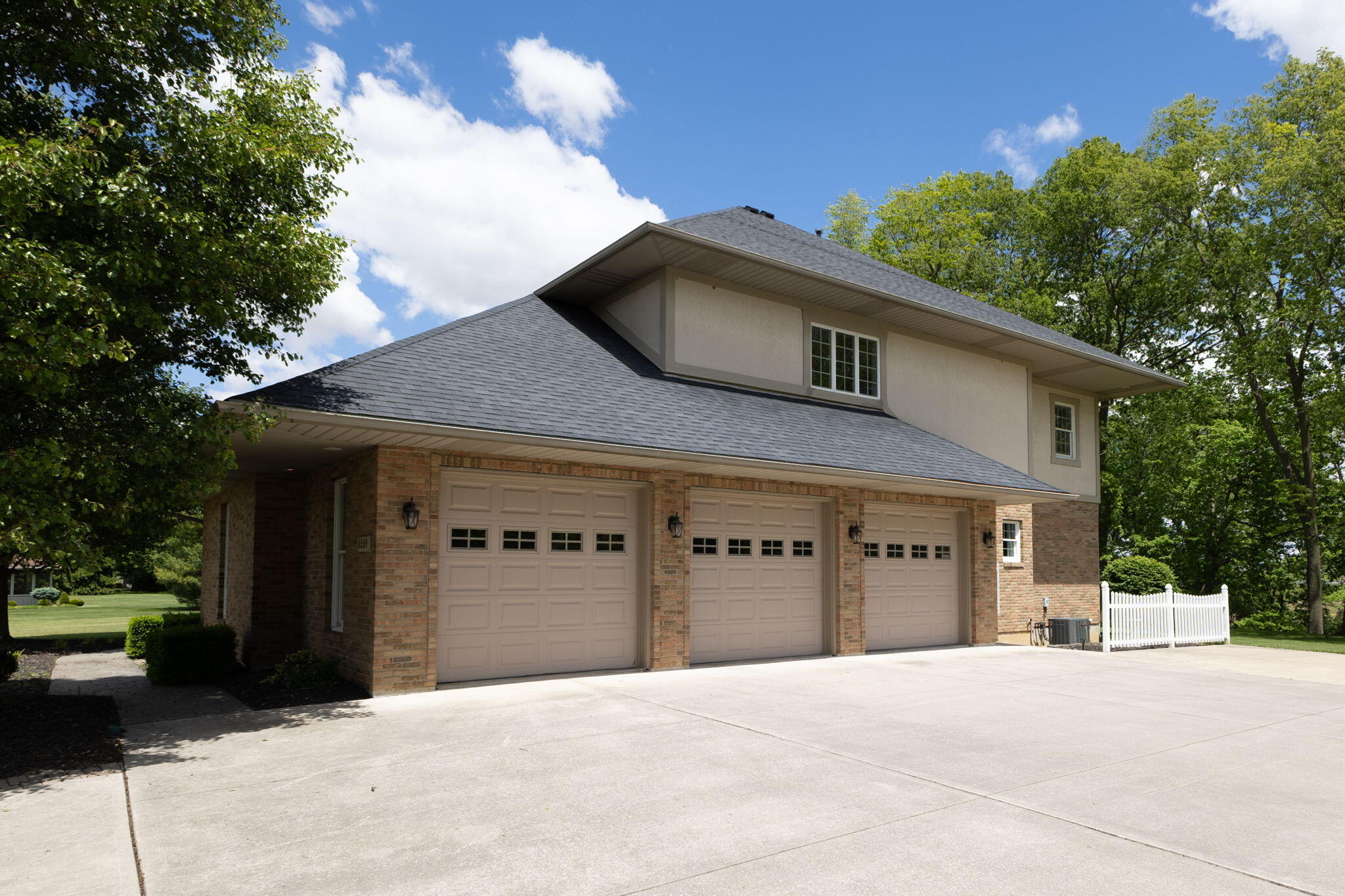 5559 Clover Leaf Drive, Greenville, Ohio 45331