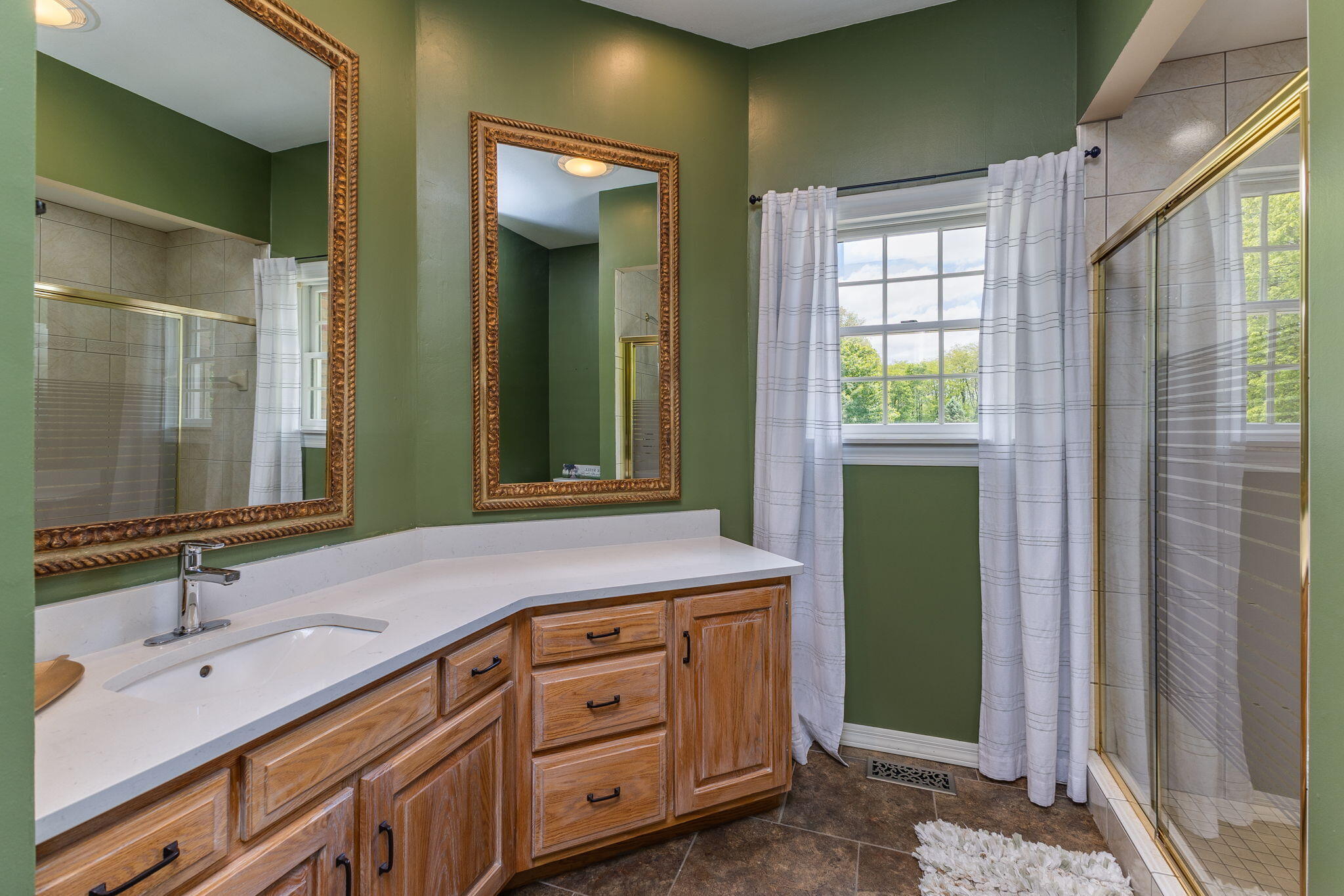 5559 Clover Leaf Drive, Greenville, Ohio 45331