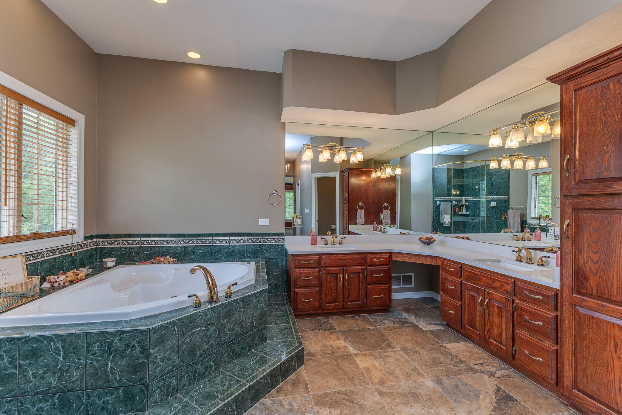 5559 Clover Leaf Drive, Greenville, Ohio 45331